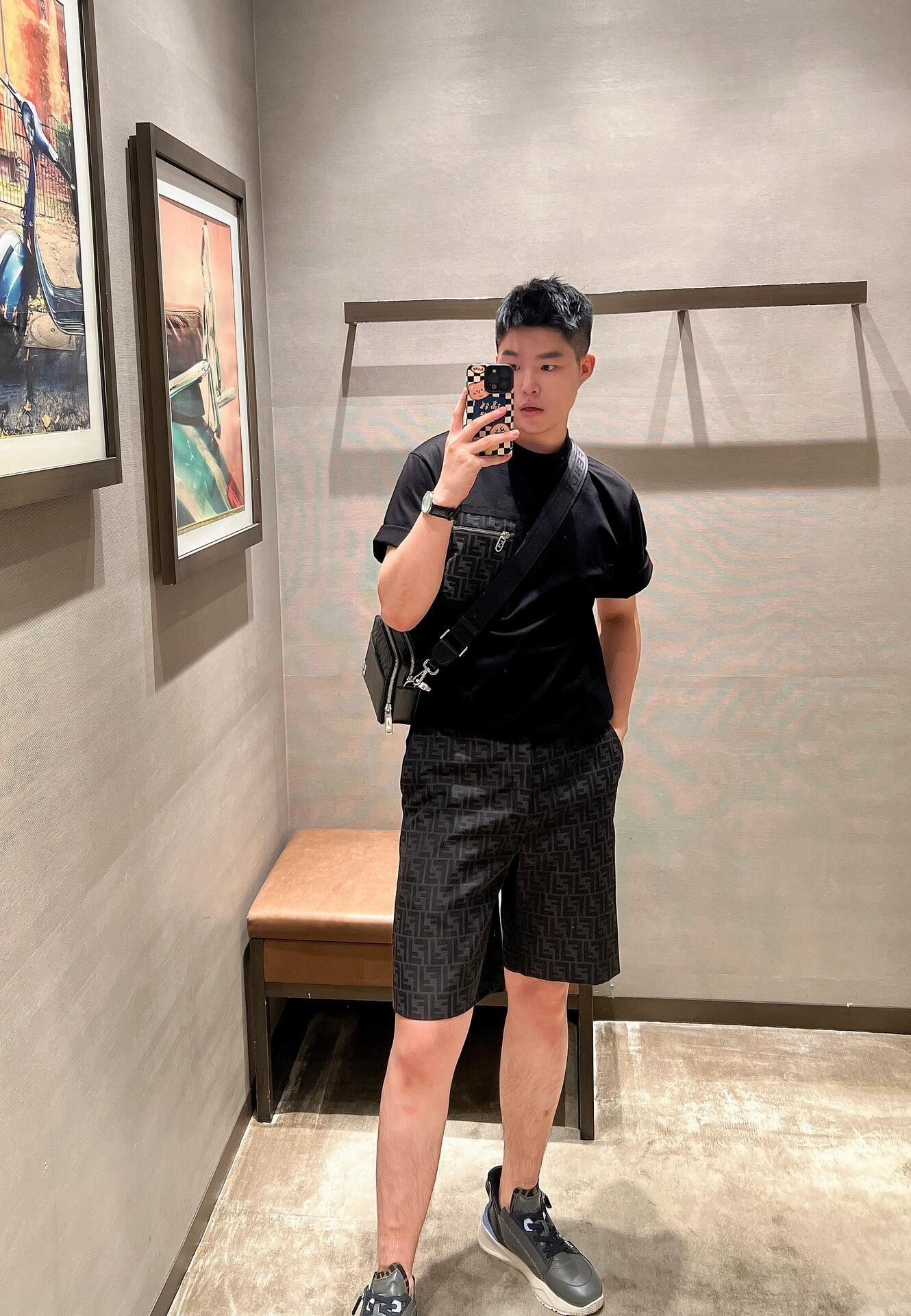 2026 New Arrival: GS All-Over Monogram Print Shorts (55012-A90)
