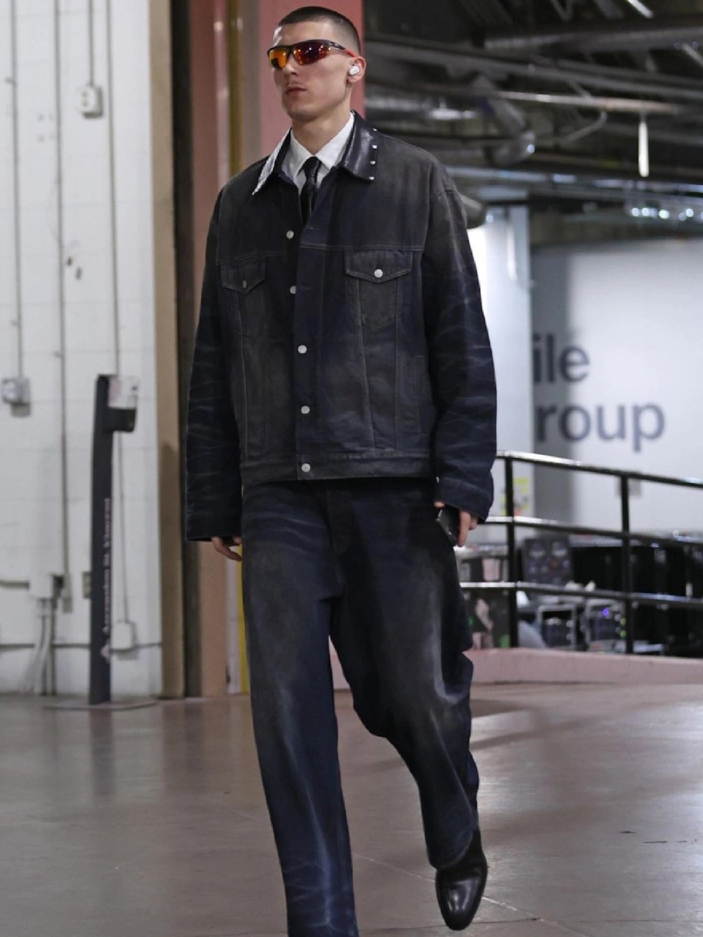 2026 New GS Embroidered Denim Jacket (MM081-C20)