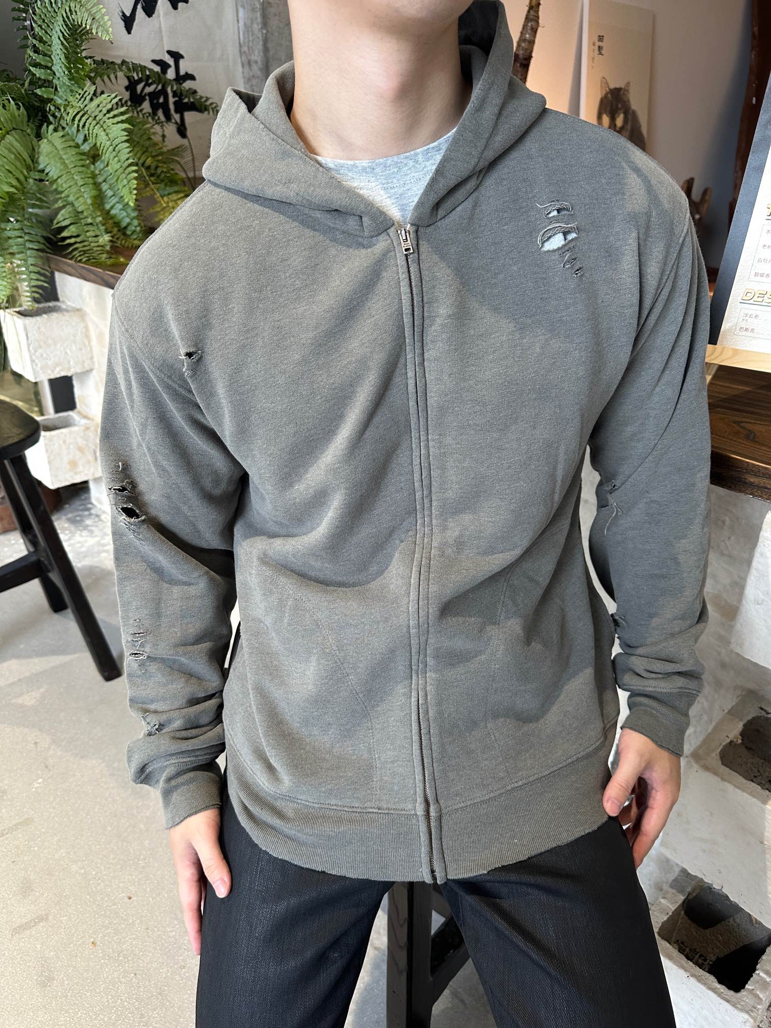 2026 New GS Distressed Logo Zip-Up Jacket with Holes (25303-B75)
