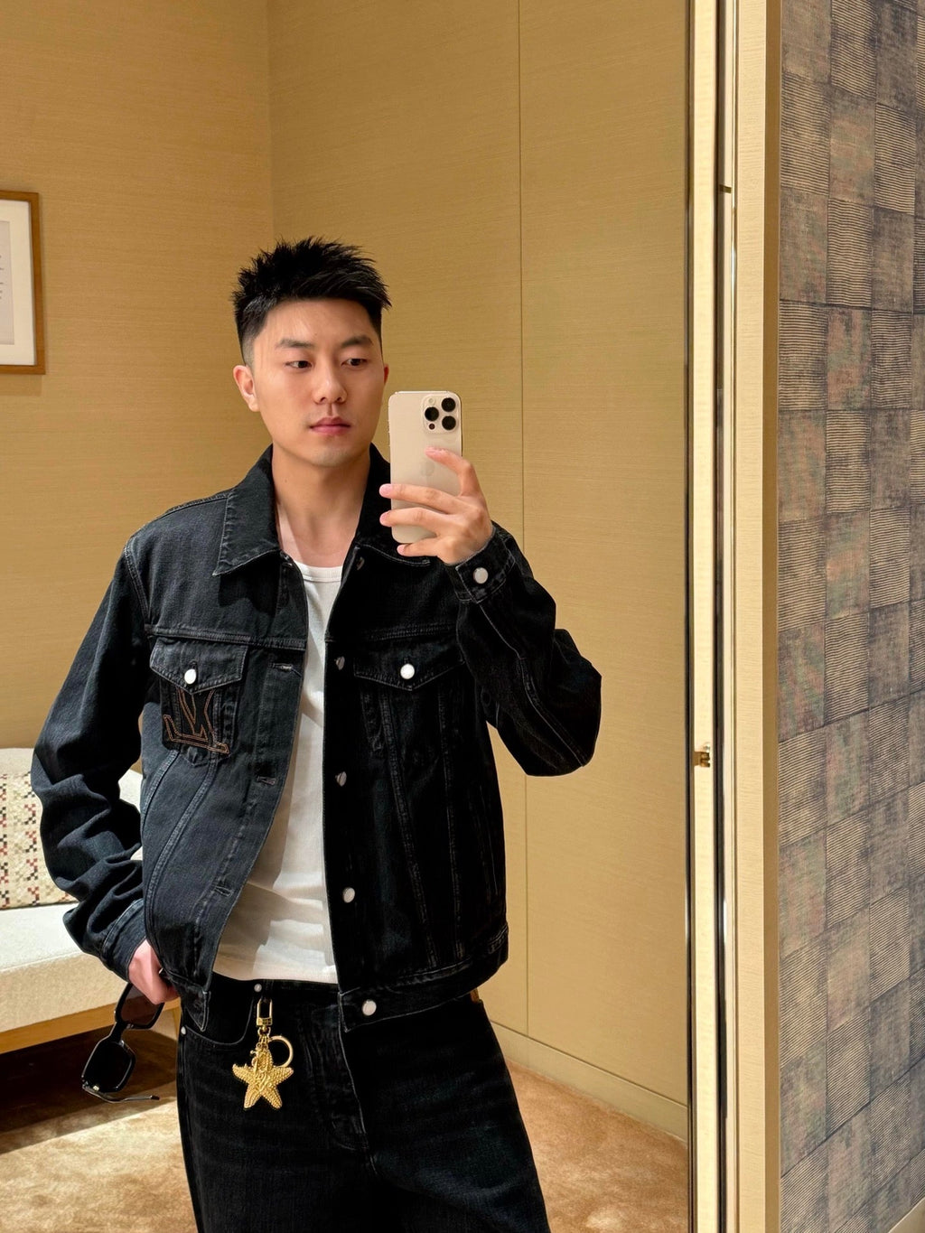 2026 New GS Embroidered Logo Denim Jacket (BB740-B75)