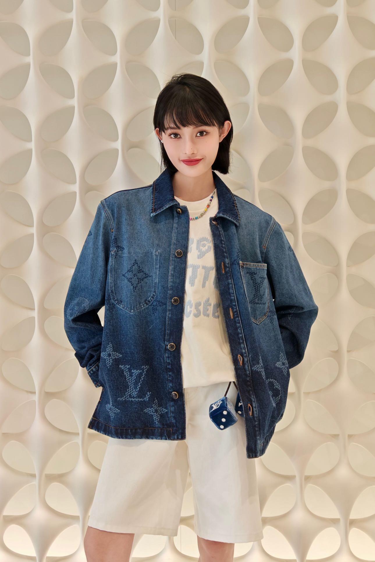 2026 New GS Gradient Logo Jacket (BB725-C40)