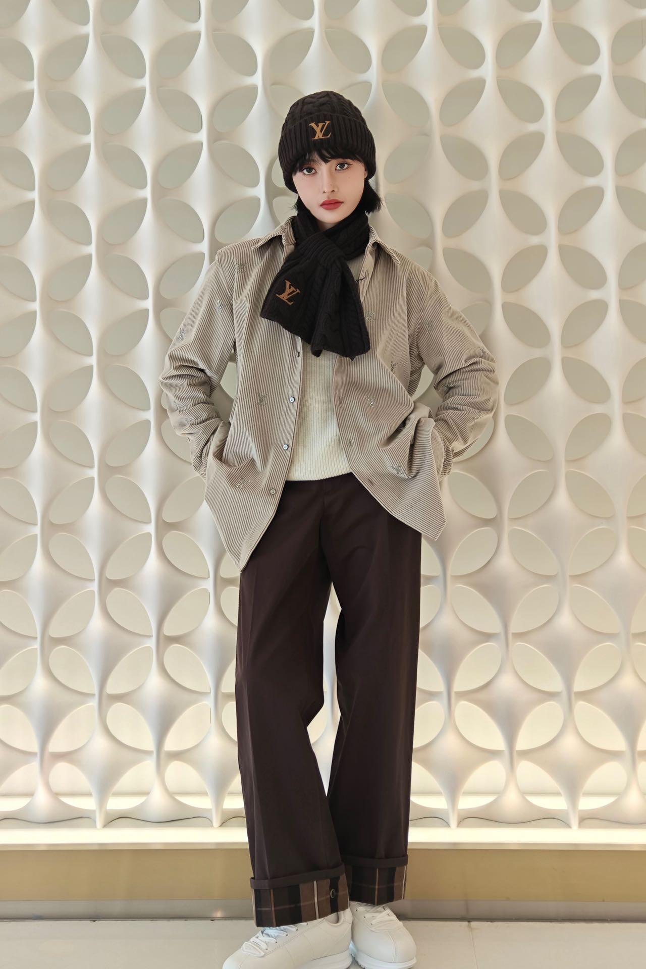 2026 New GS Logo Checked Casual Trousers (BB745-B50)