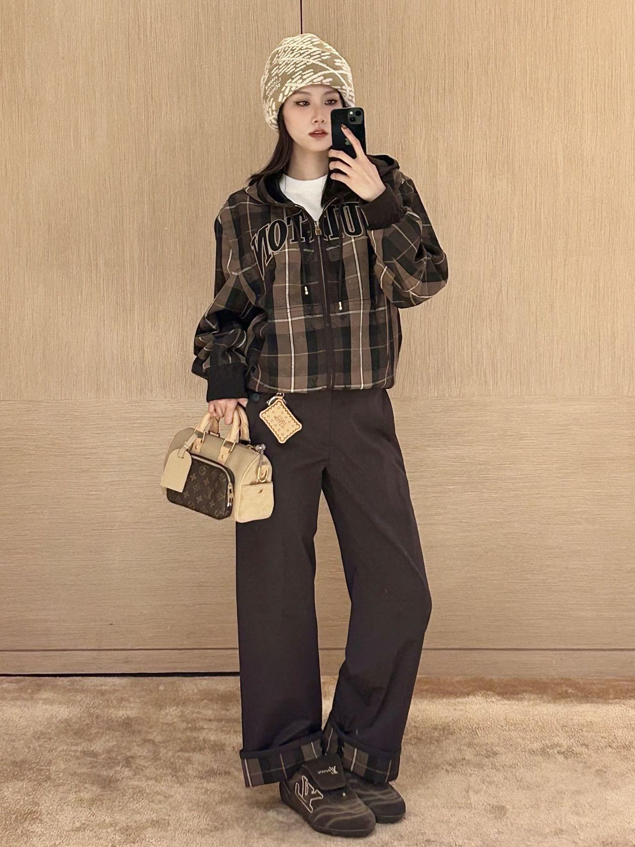 2026 New GS Logo Checked Casual Trousers (BB745-B50)