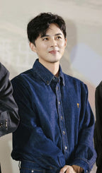 2026 New Heart A Embroidered Denim Shirt (BB790-B45)