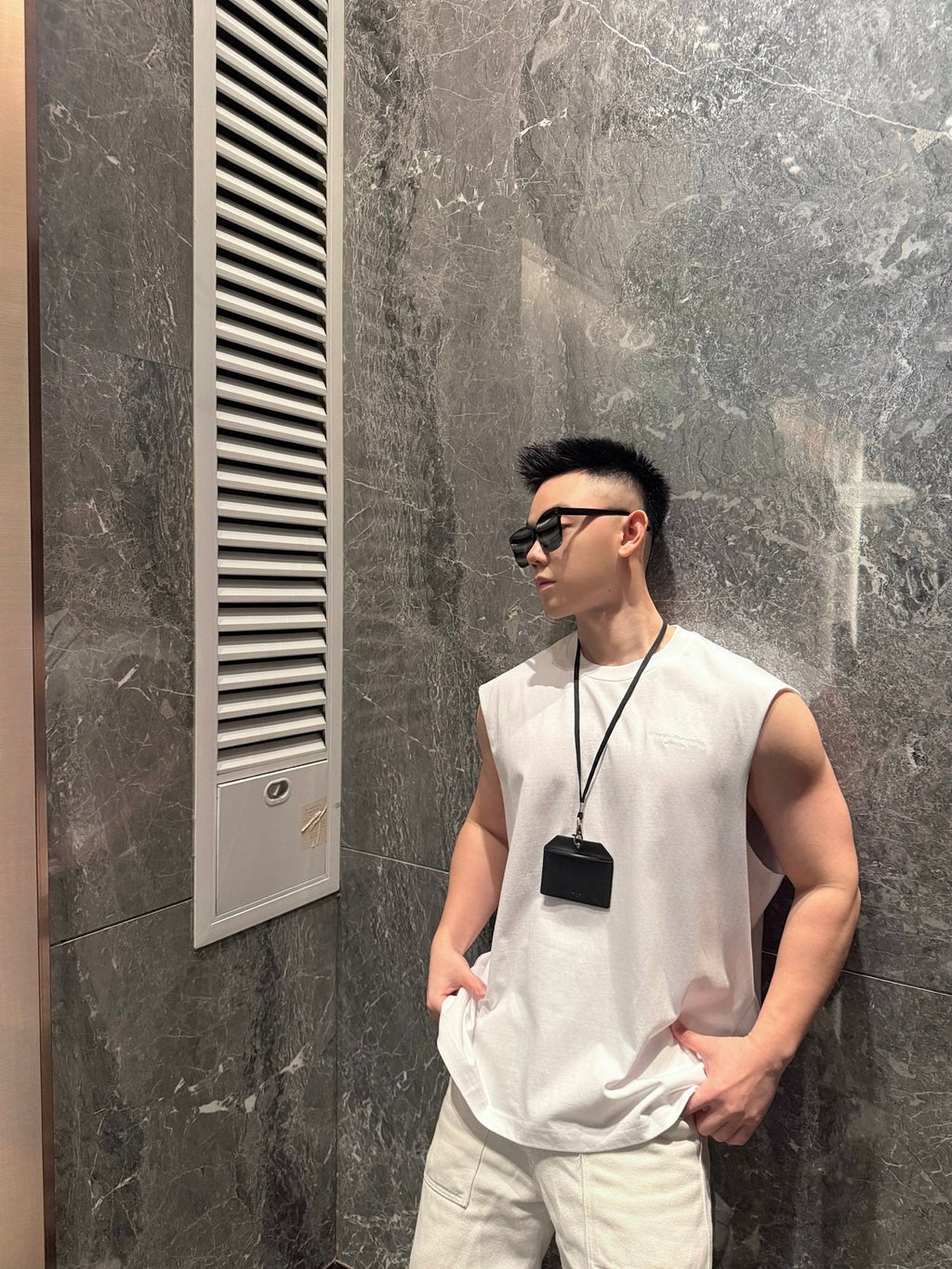 2026 New GS Logo Embroidered Vest (AA582-A00)