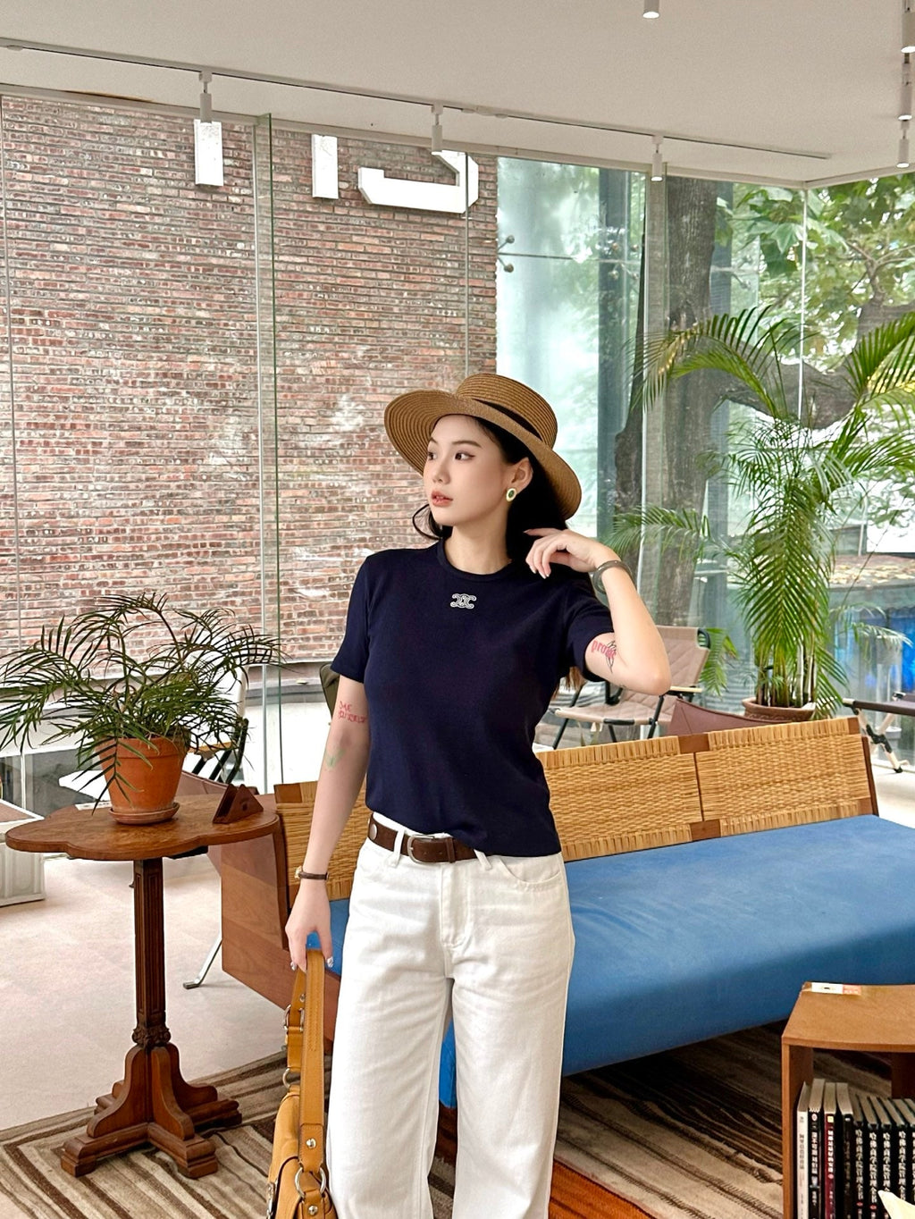 2026 Women’s GS Logo Embroidered Short-Sleeved T-Shirt (EE401)