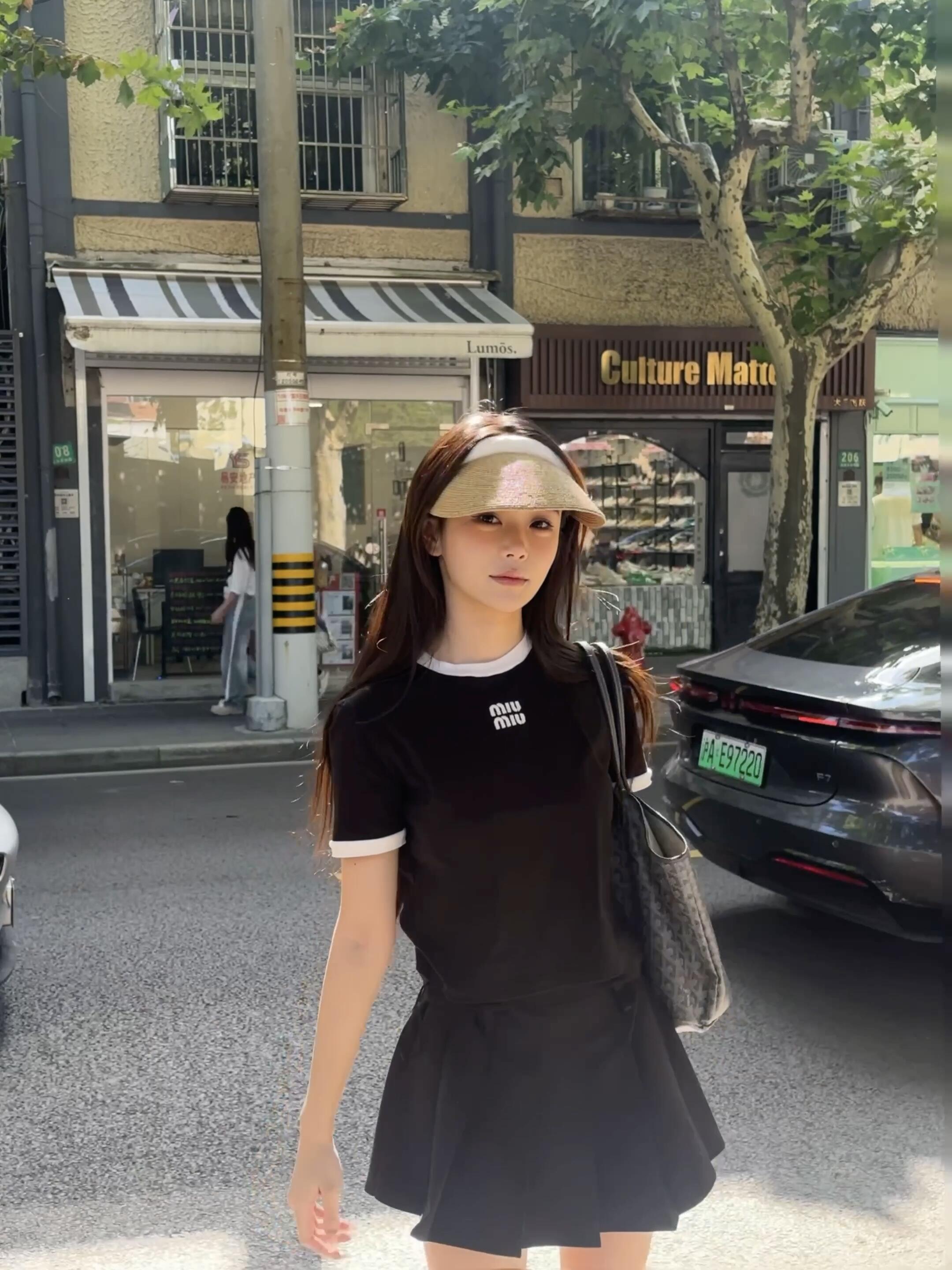 2026 Women’s Patchwork Embroidered Short-Sleeved T-Shirt (FF704)