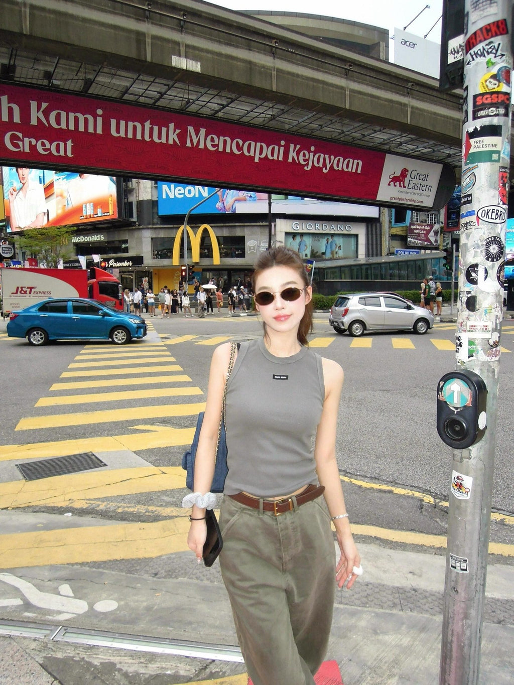 2026 Women’s GS Logo V-neck Top (FF718)