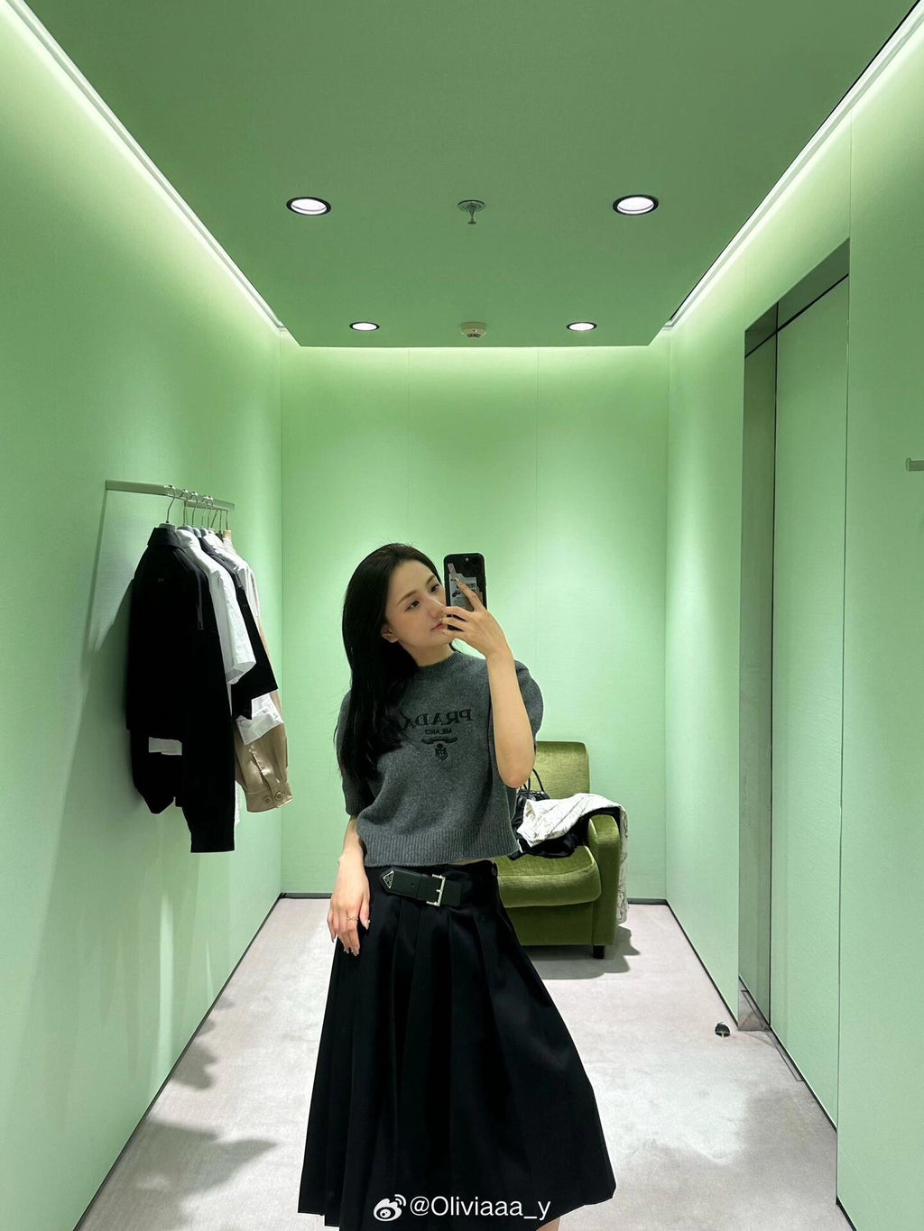 2026 Women’s GS Embroidered Cropped Jumper (FF734)