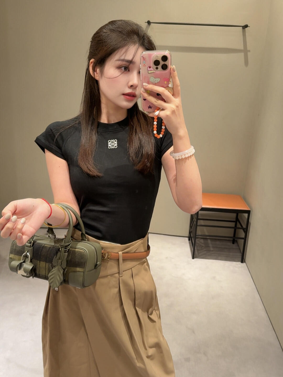 2026 Women’s GS Embroidered Short-Sleeved Top (EE412)