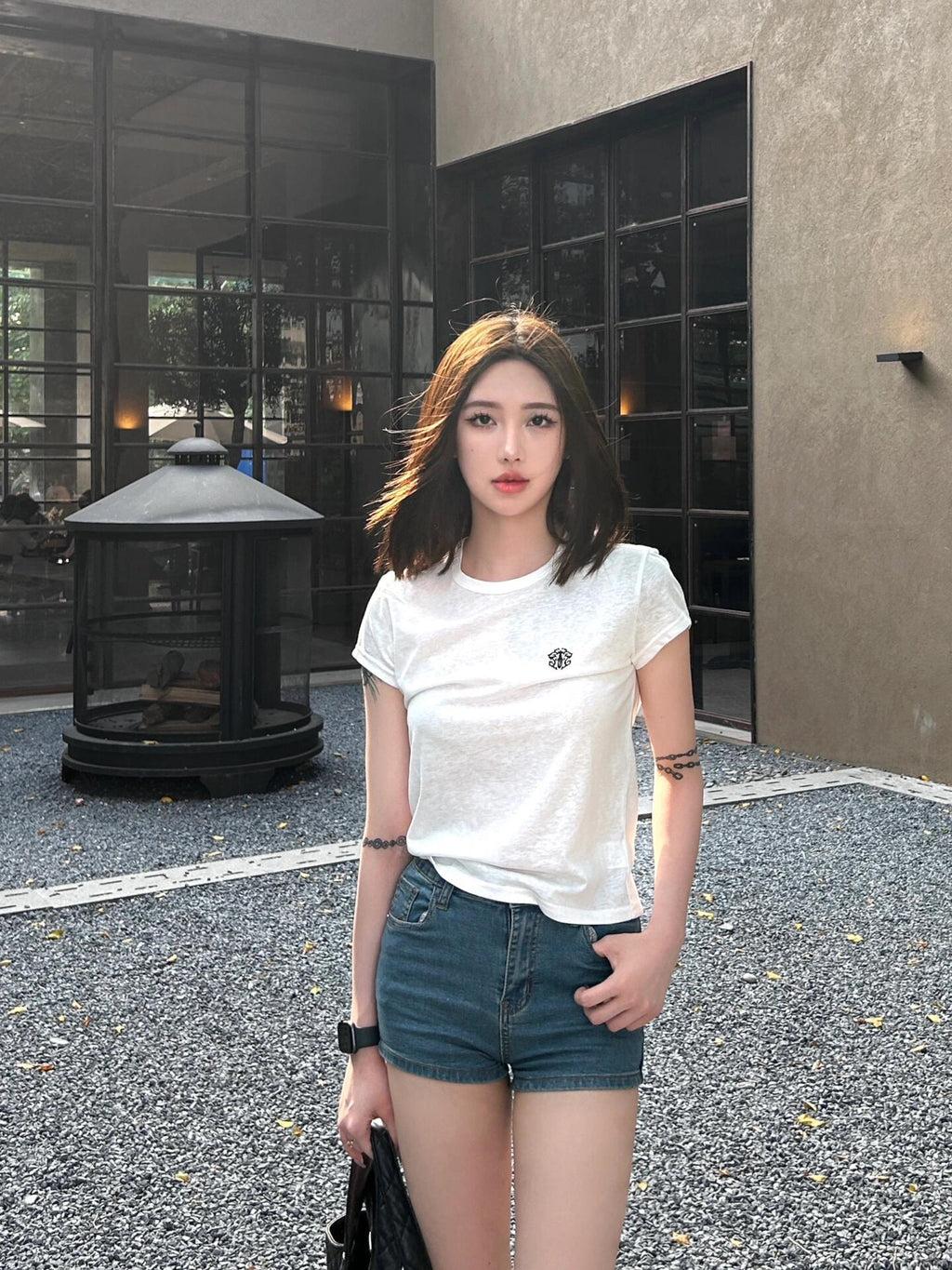 2026 Women’s GS Cross Motif Short-Sleeved T-Shirt (DD122)