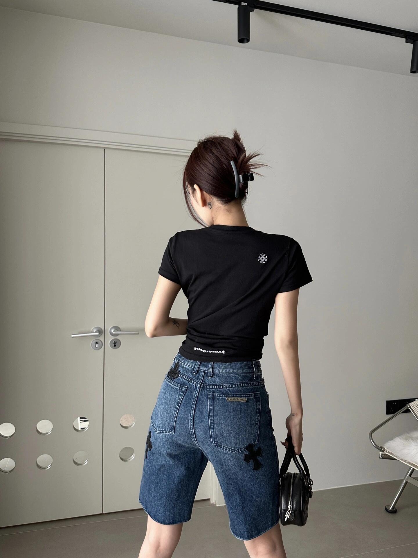 2026 Women’s GS Cross Motif Short-Sleeved T-Shirt (DD122)