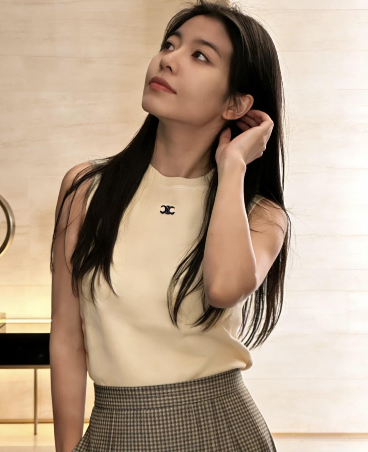 2026 Women's GS Logo Embroidered Sweater Vest (DD111)