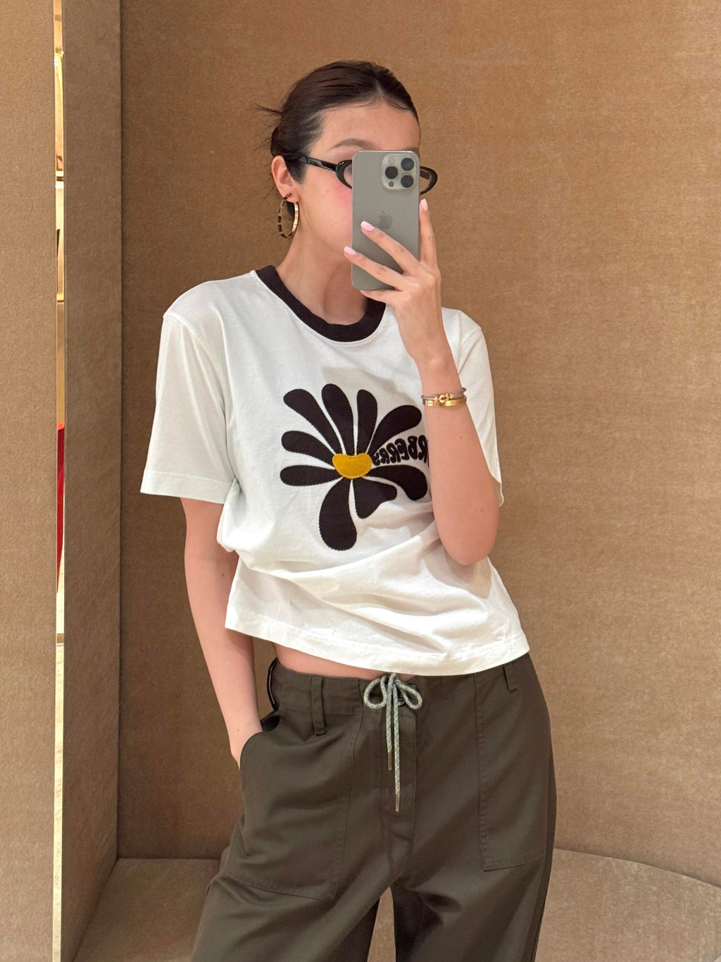 2026 Women's GS Daisy Embroidered Short-Sleeved Top (DD120)
