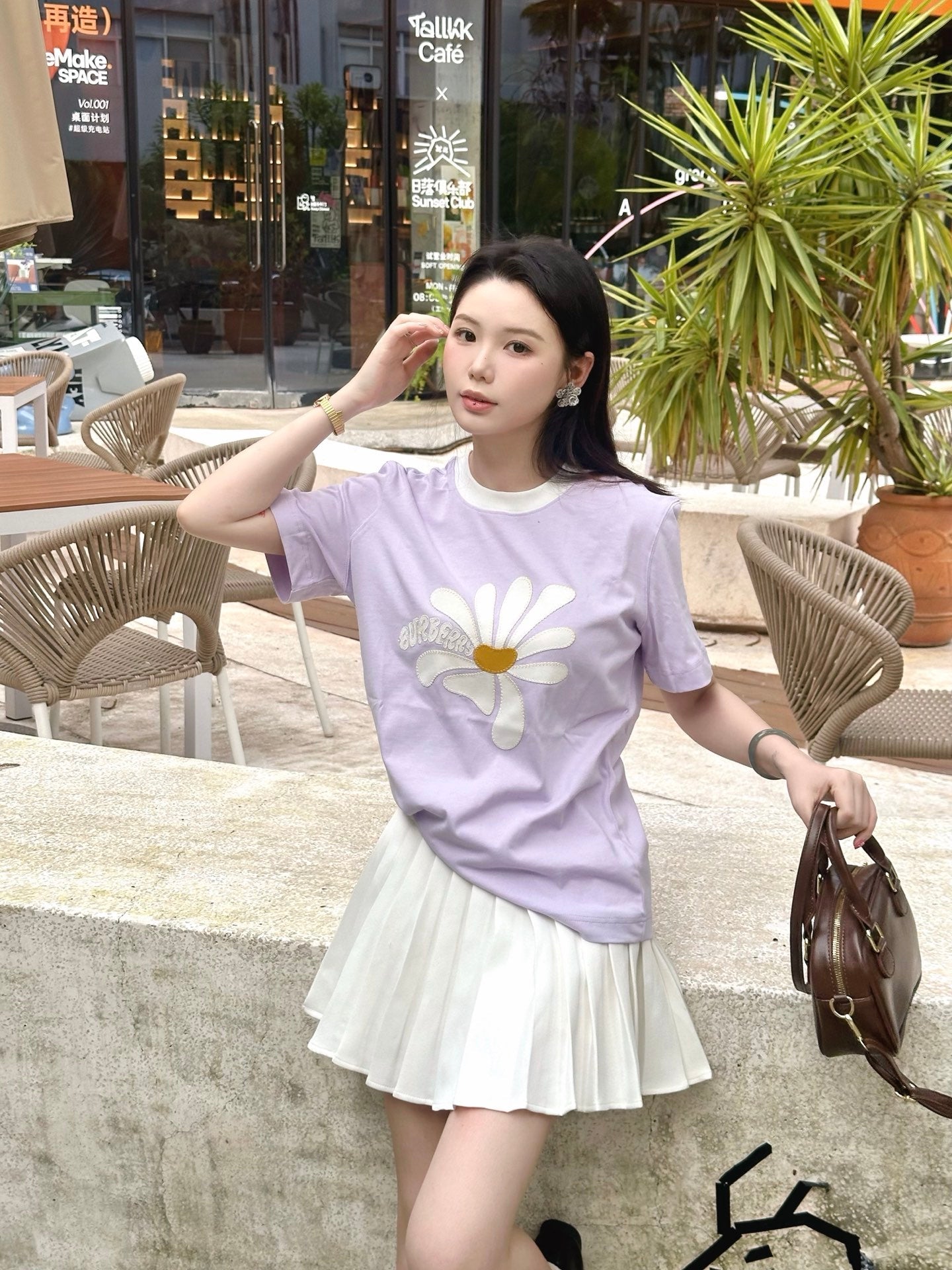 2026 Women's GS Daisy Embroidered Short-Sleeved Top (DD120)