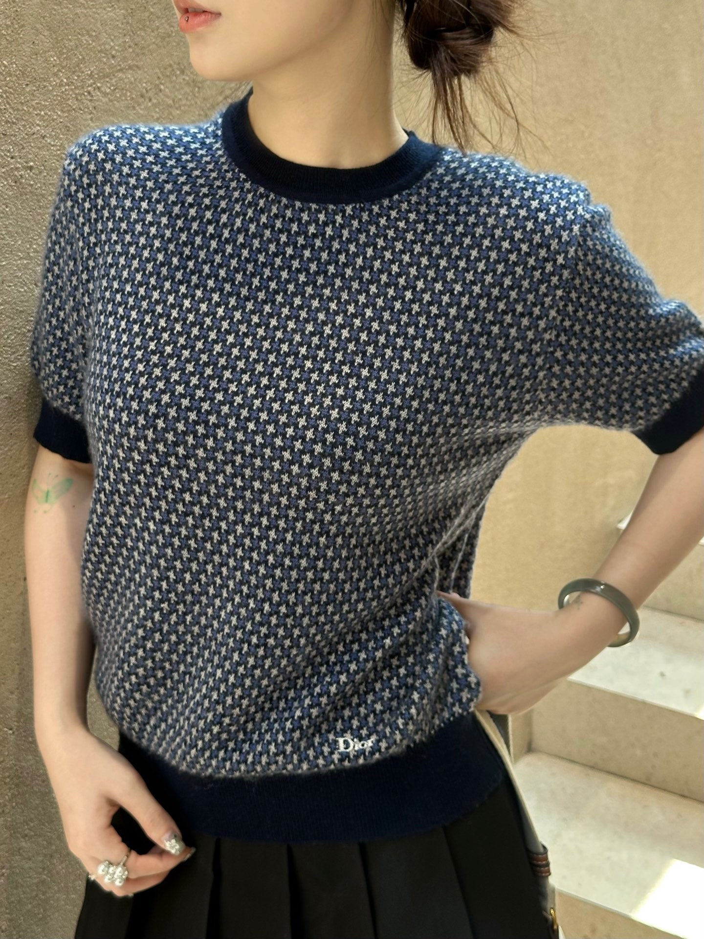 2026 Women’s GS Jacquard Embroidered Short-Sleeved Jumper (DD110)