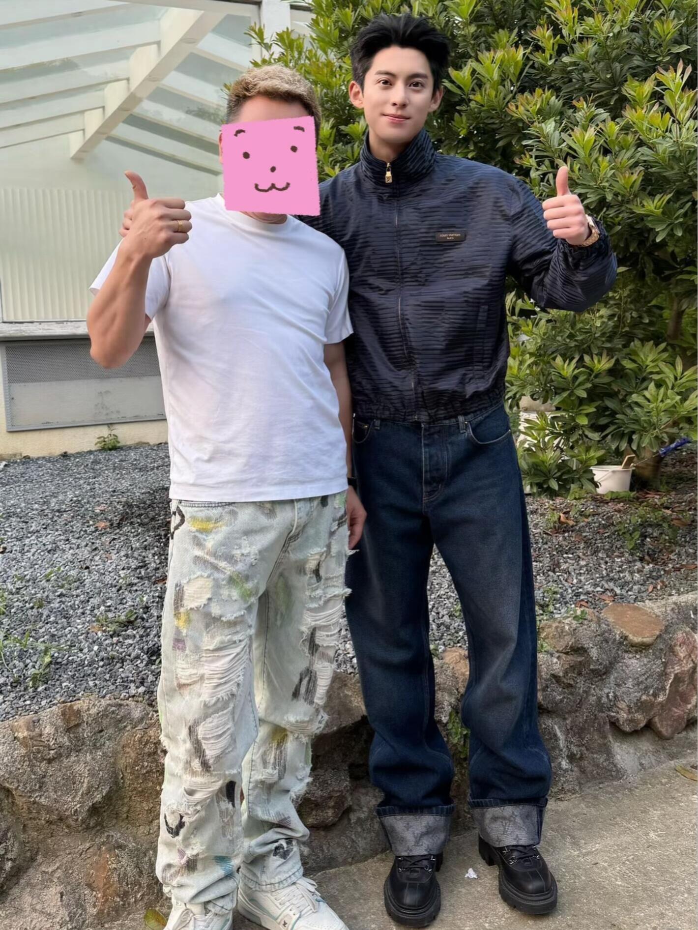 2026 New GS Logo Cuffed Jeans (BB866-B70)