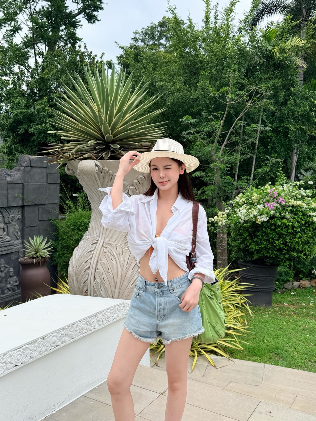 2026 Women’s GS Embroidered Leather Denim Shorts (EE422)