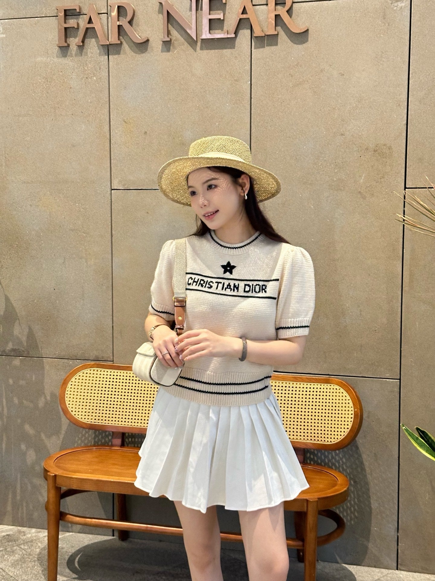 2026 Women's GS Embroidered Short-Sleeved Sweater (DD132)