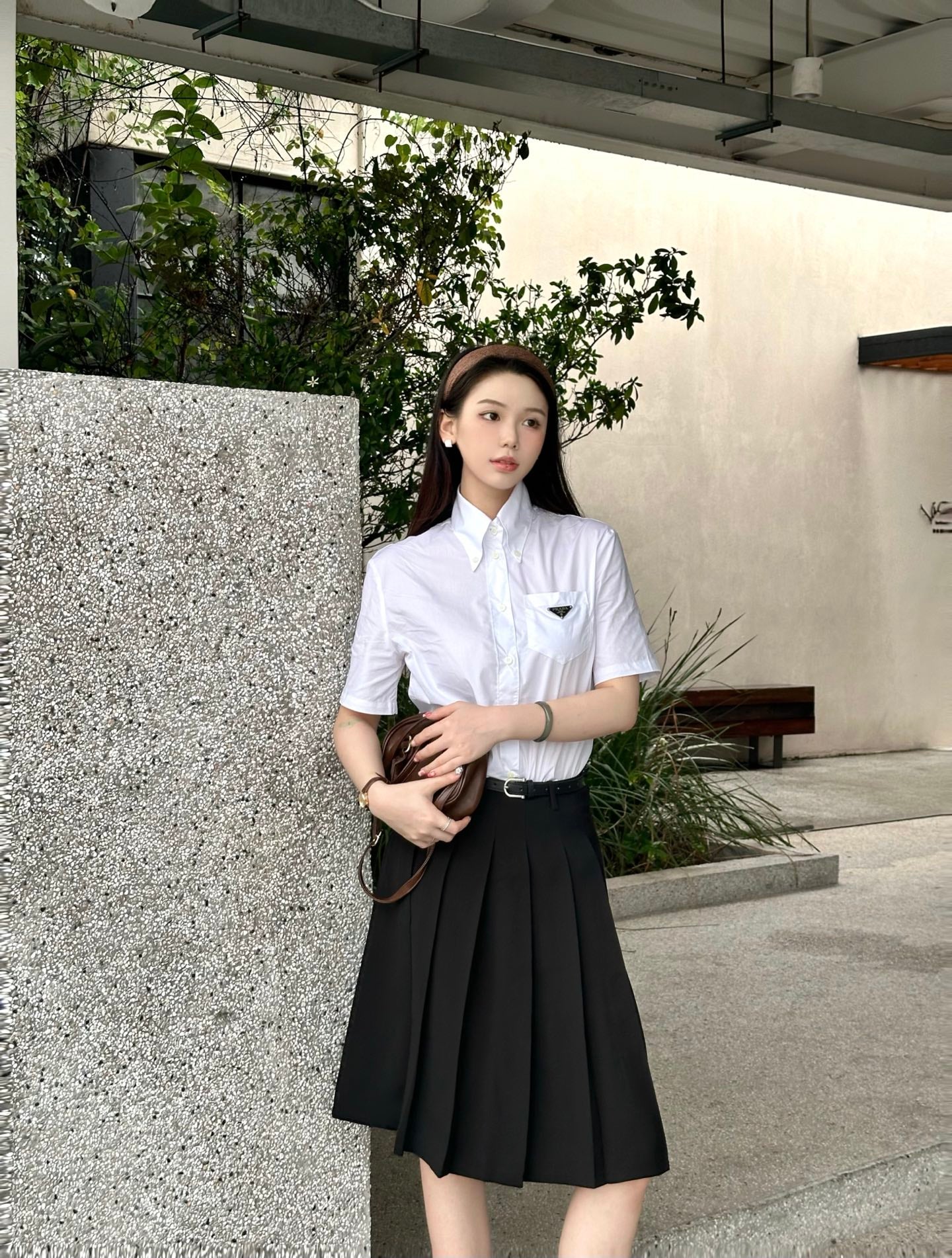 2026 Women's GS  Logo Short Shirt (EE420)