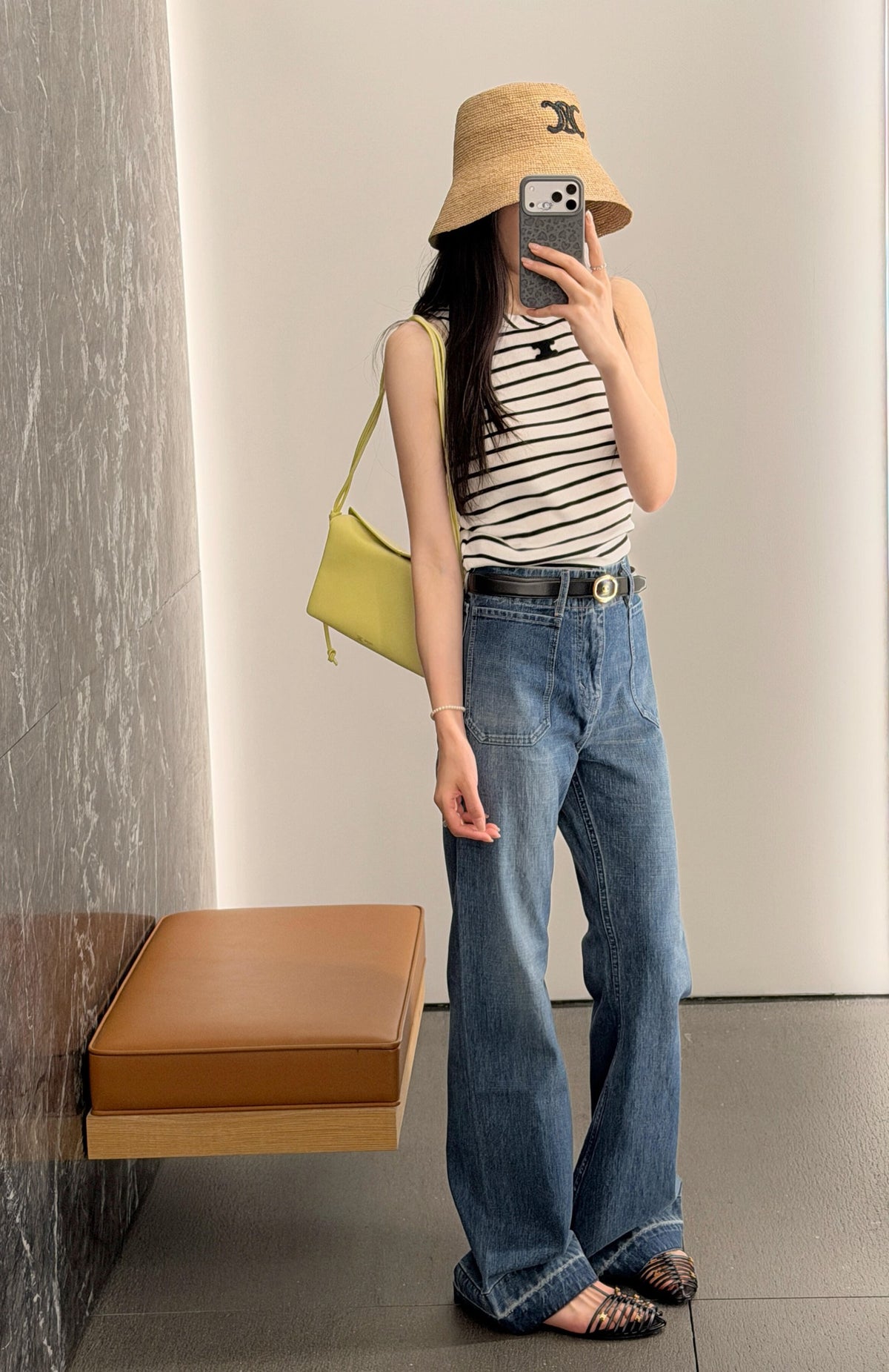 2026 Women's GS Logo Flared Denim Jeans (EE427)