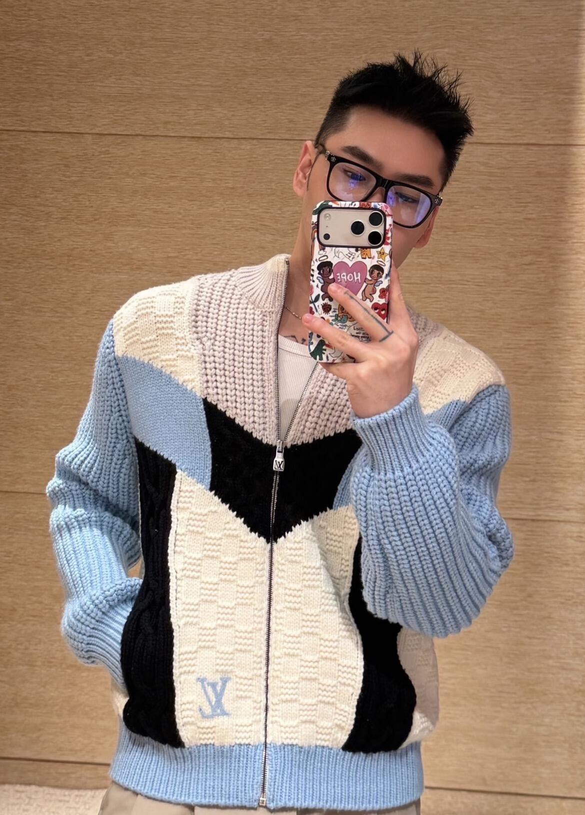 2026 New Model GS Embroidered Logo Plush Sweater Coat (AA629-C20)