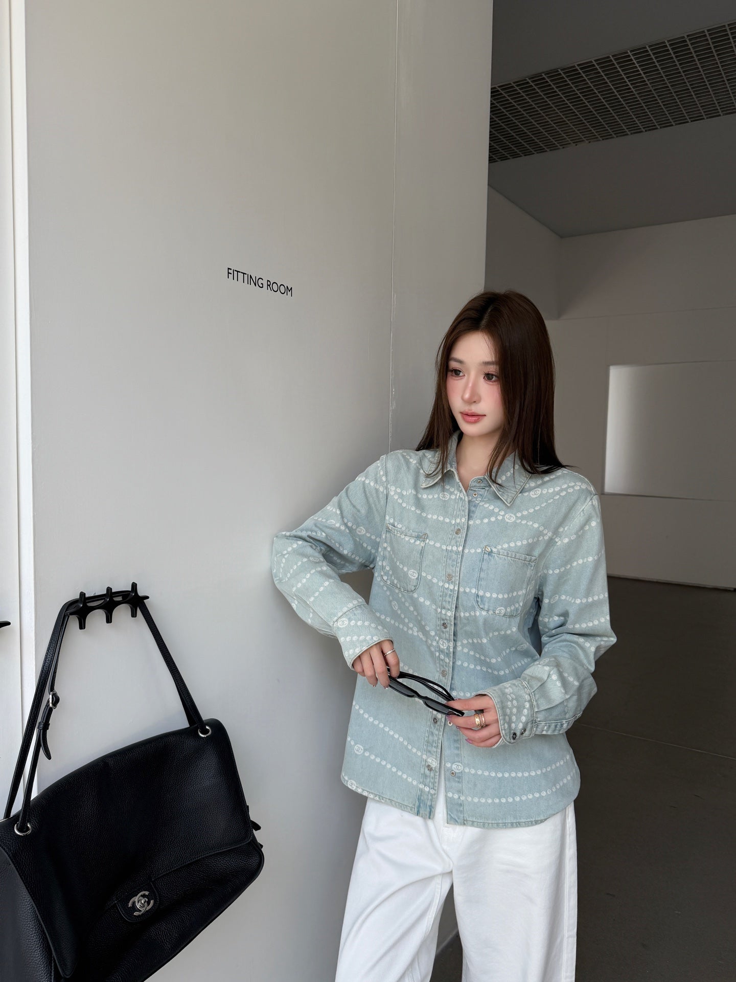 2026 Women's GS Logo Washed Denim Pearl Shirt (FF805)