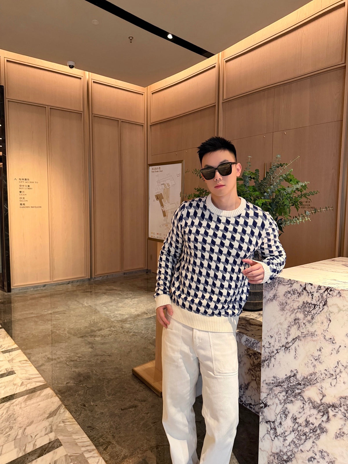 2026 New Style GS Embroidered Peacock Pattern Plaid Knitted Sweater (AA640-B40)