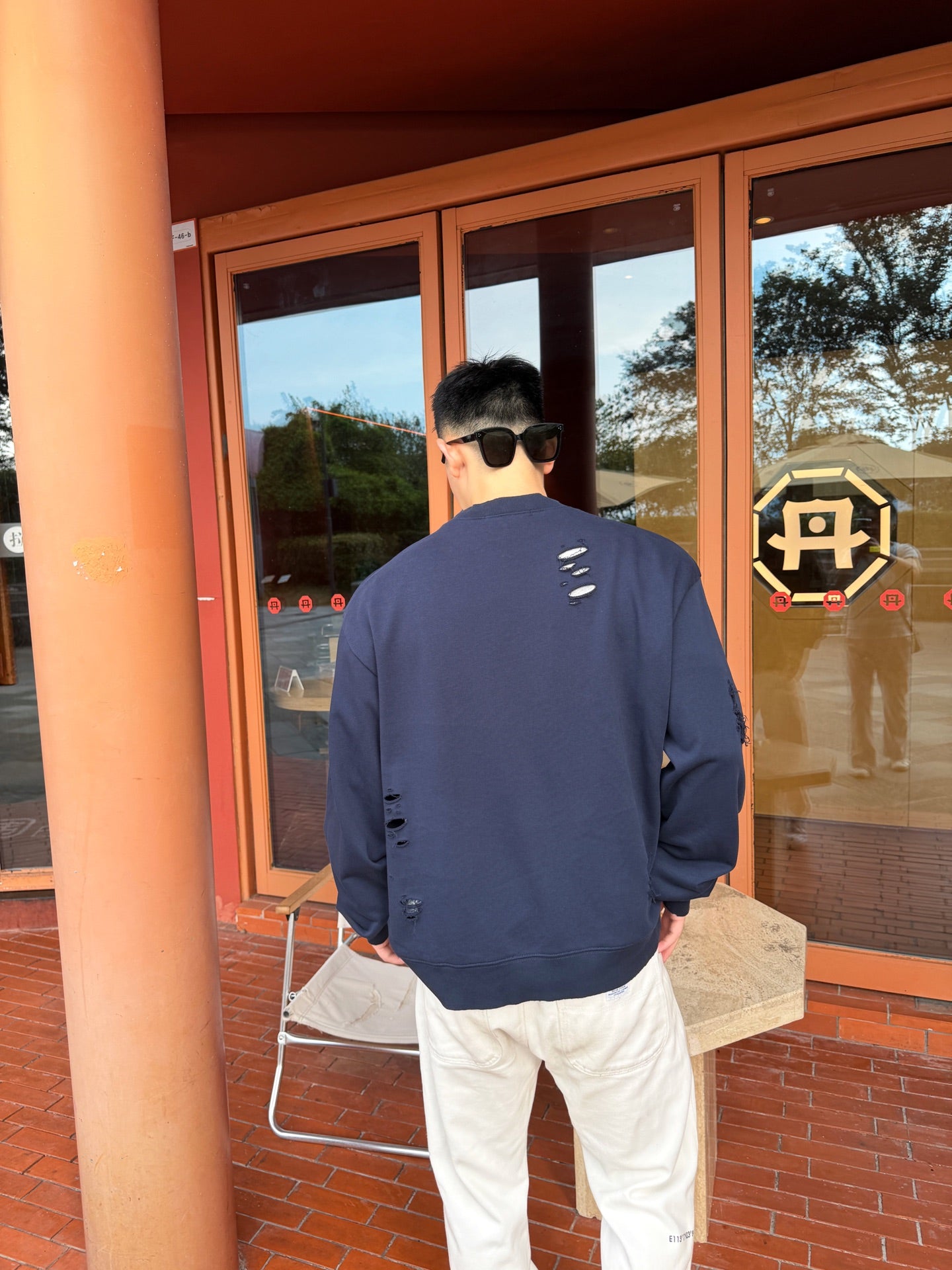 2026 New Model GS Hole-Embossed Vintage Logo Sweatshirt (AA695-A90)