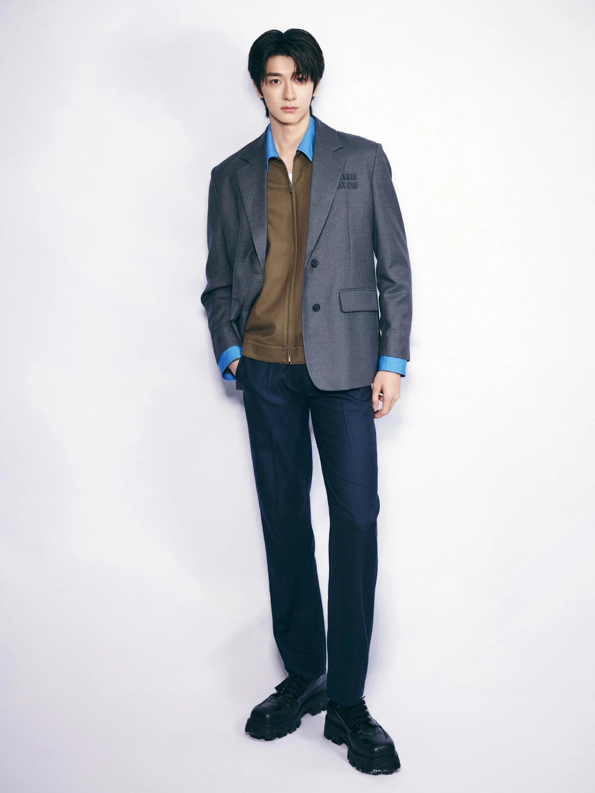 2026 New Model GS Logo Single Button Wool Suit (BB892-D40)