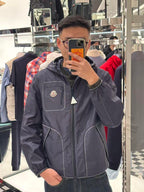 2026 New Model GS Logo Color-Contrasting Stitch Jacket (AA669-B90)
