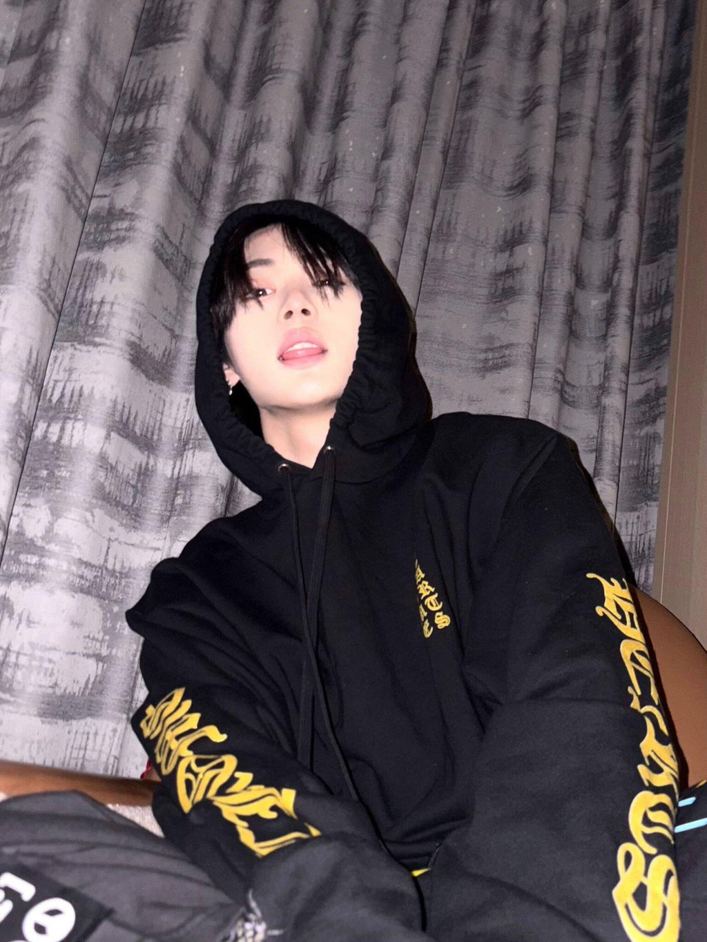 2026 New Model GS Logo Printed Hooded Sweatshirt (AA690-B10)