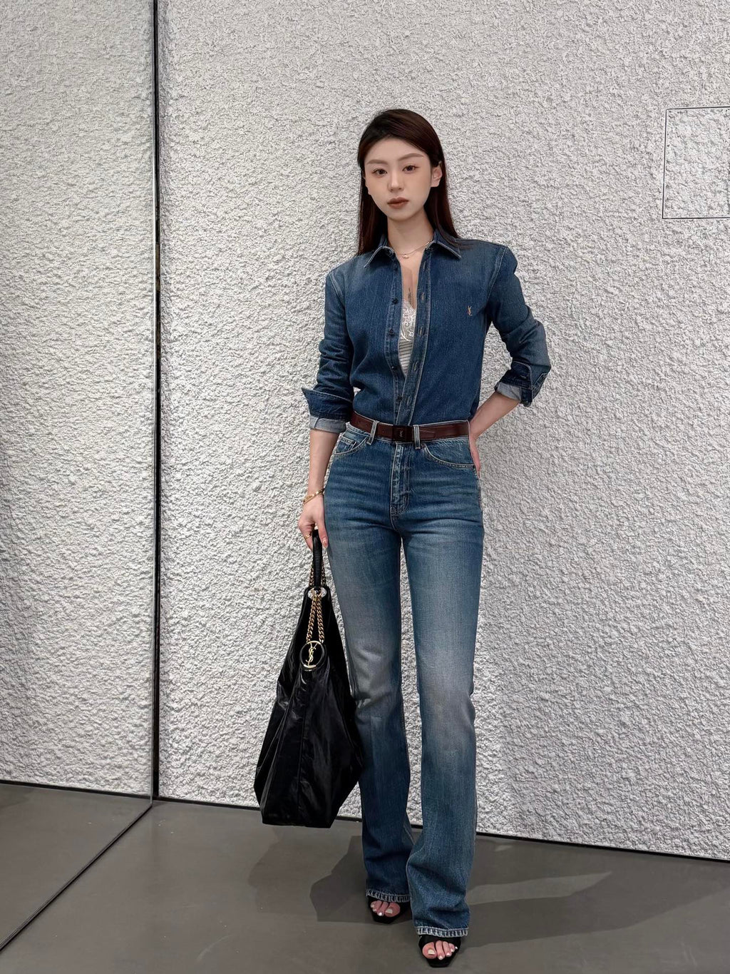 2026 Women's GS Embroidered Denim Shirt (EE444)