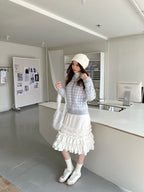 2026 Women's GS Plaid Sweater Coat (DD191)