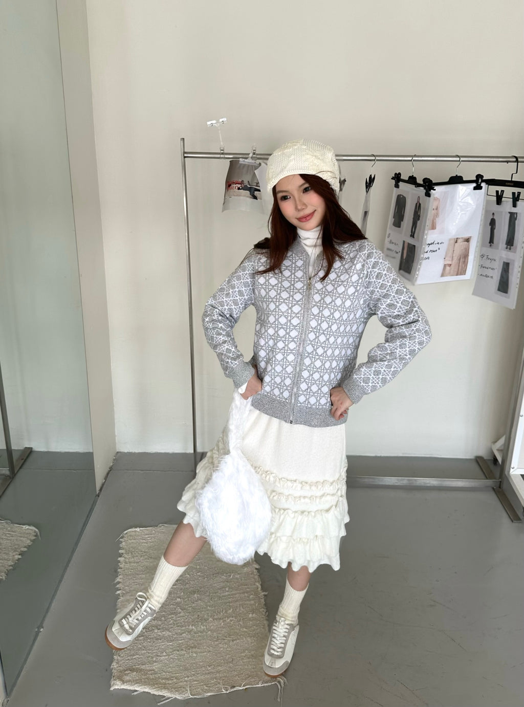 2026 Women's GS Plaid Sweater Coat (DD191)