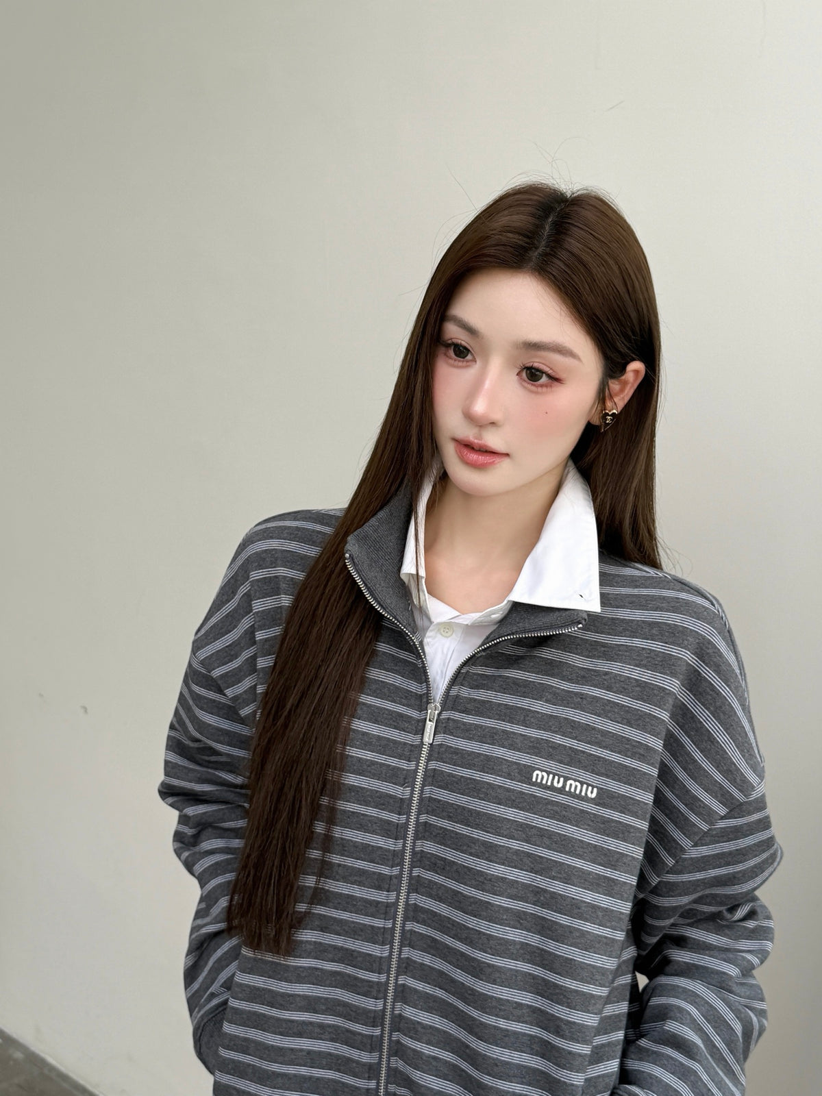 2026 Women's GS Logo Striped Zip-Up Coat (FF820)