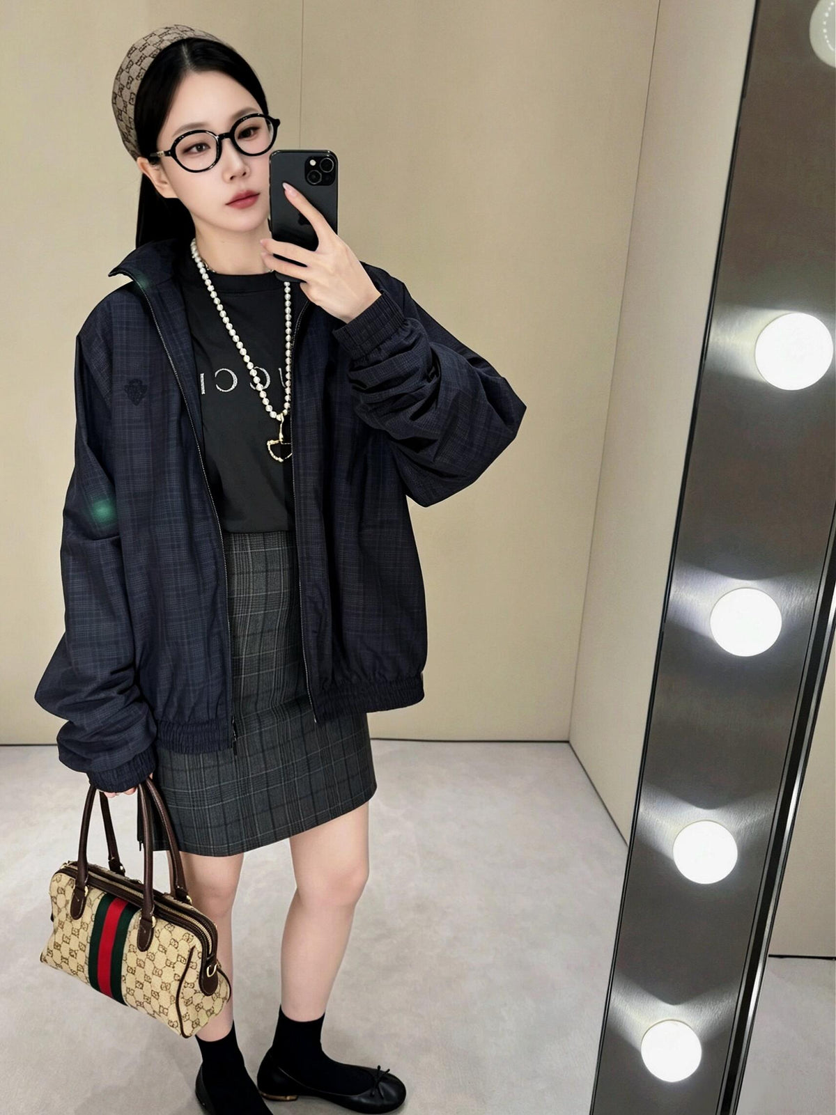 2026 Women's GS Badge Embroidered Checkered Coat (EE452)