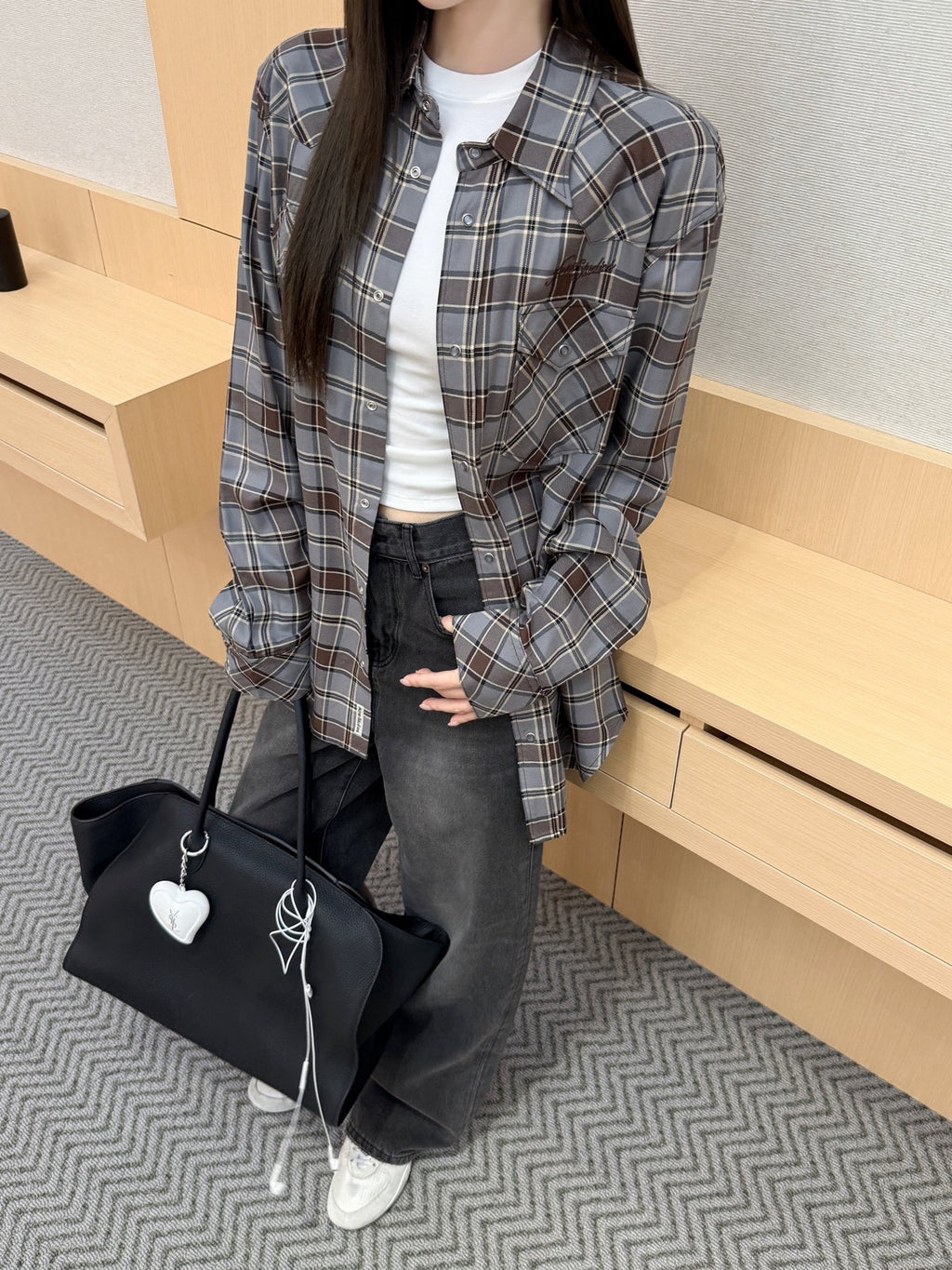 2026 Women's GS Logo Embroidered Check Shirt (FF831)