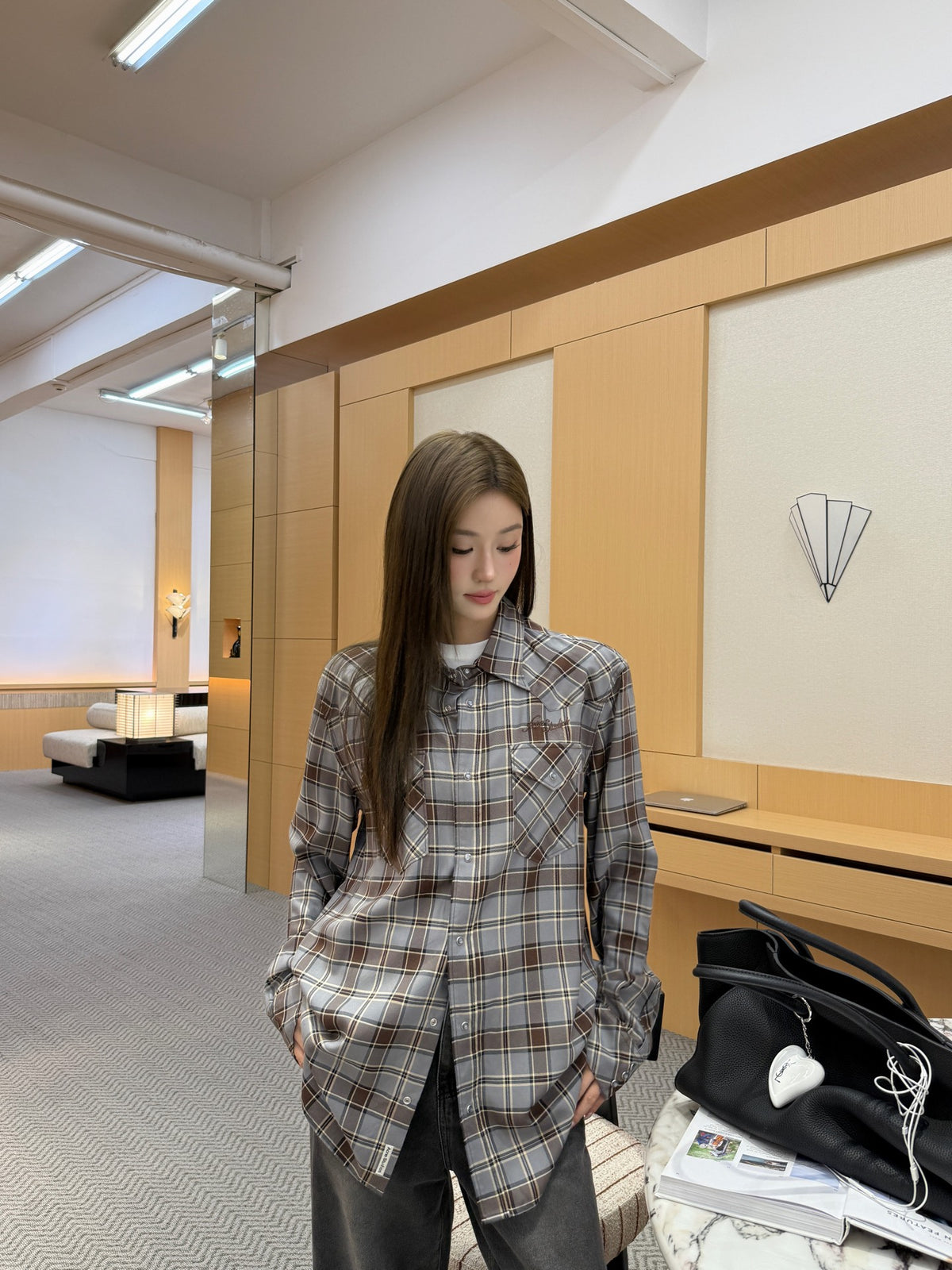 2026 Women's GS Logo Embroidered Check Shirt (FF831)