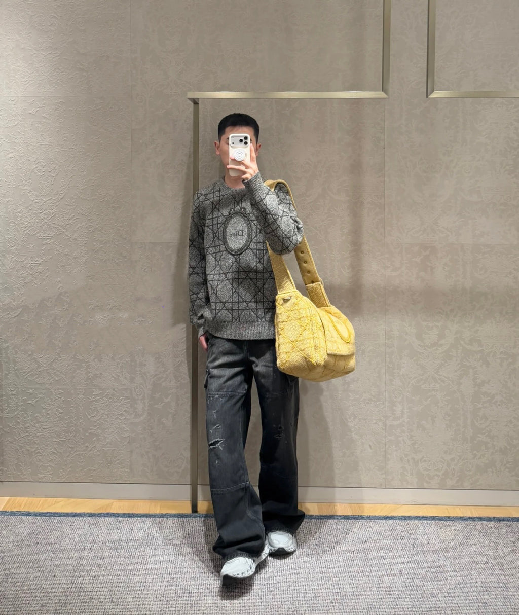 2026 New Style GS Emblem Embroidered Vine Pattern Sweater (AA1037-B60)