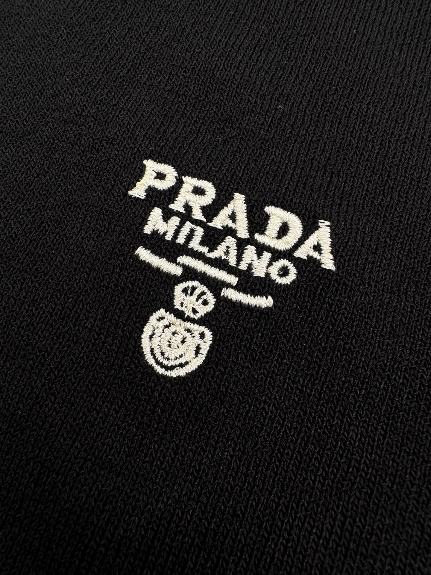 2026 New GS Embroidered T-Shirt (AA541-A50)