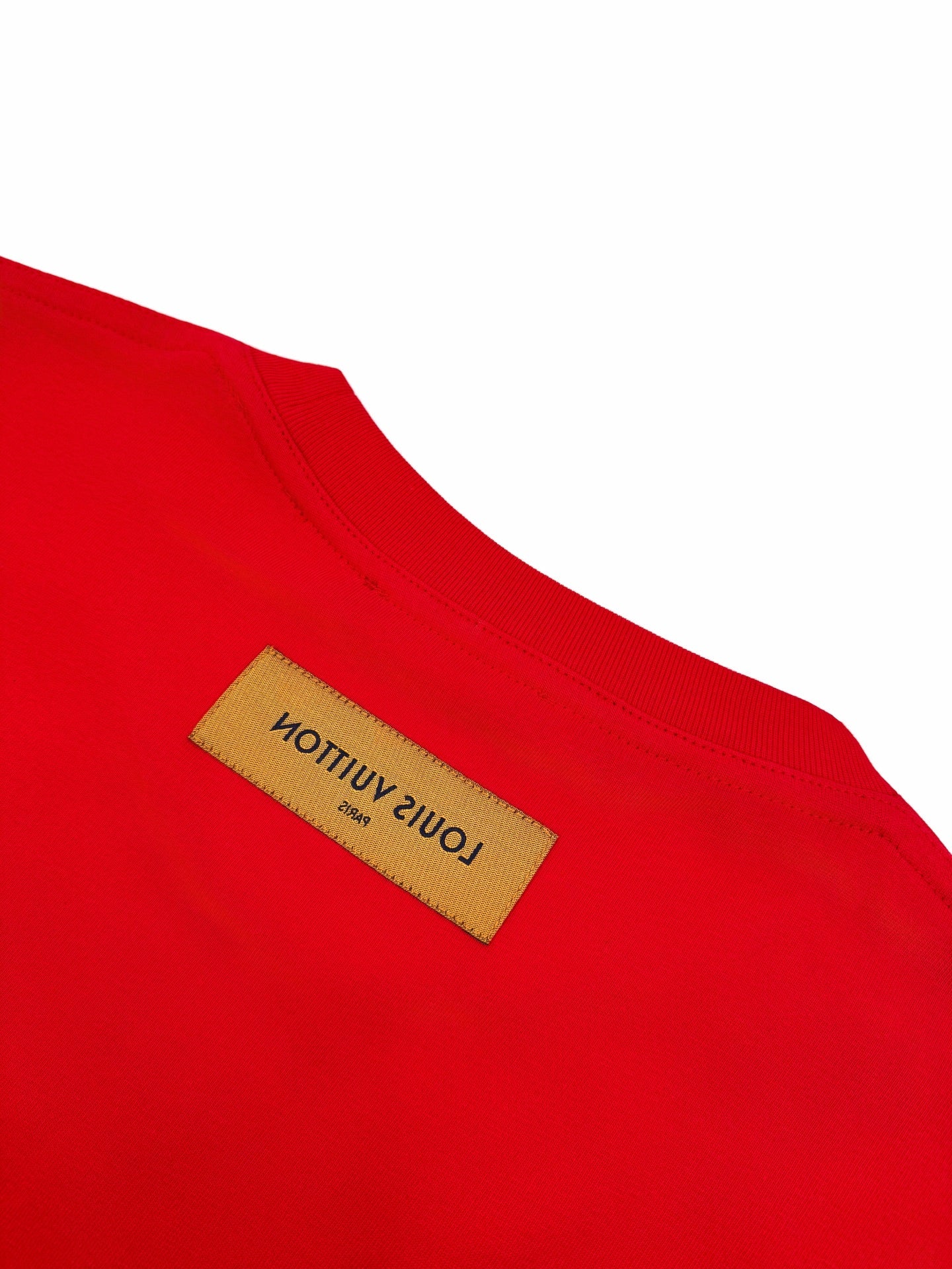 2026 New GS Logo Embossed T-Shirt (AA542-A10)