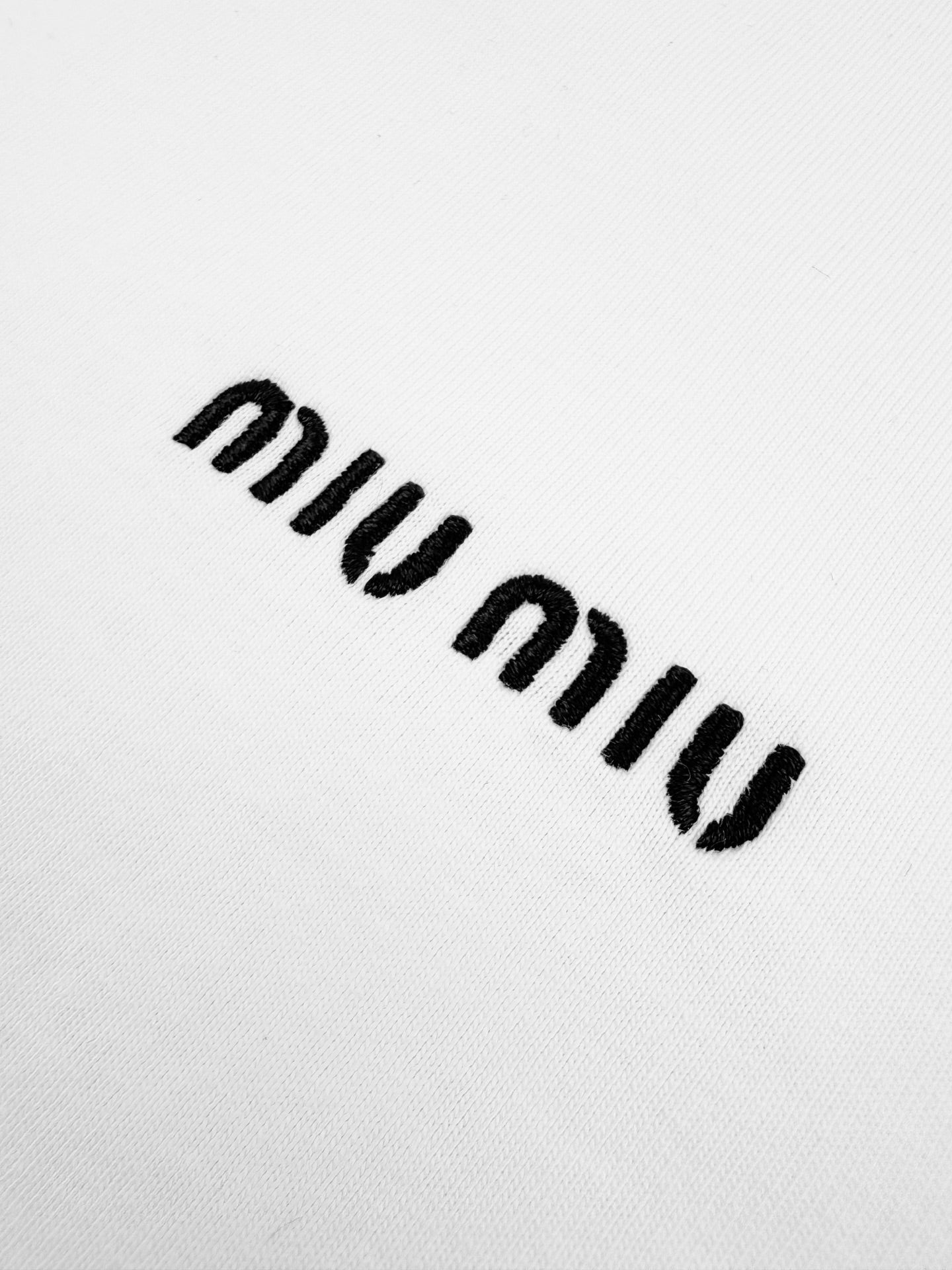 2026 New GS Embroidered Logo Short-Sleeve Shirt (CC943-A00)
