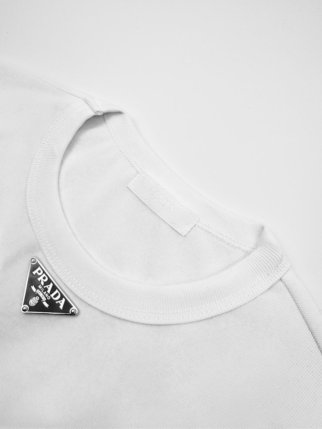 2026 New GS Short-Sleeve Shirt with Chest Triangle Logo (25201-A20)