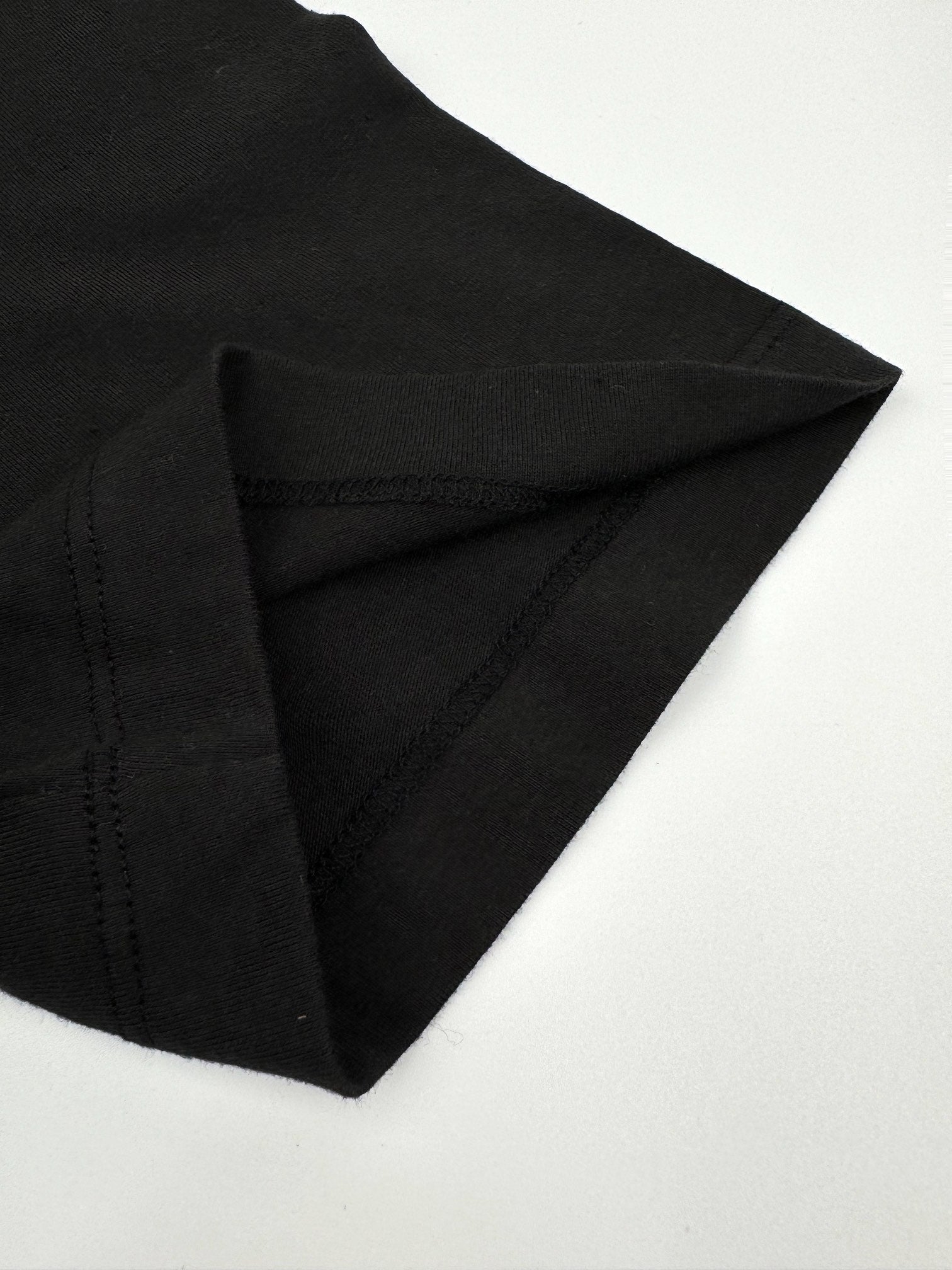 2026 New GS Logo Short-Sleeved Shirt (25110-A00)