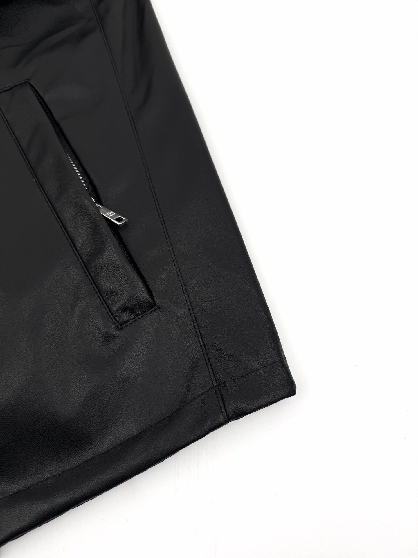 2026 New GS Reversible Leather-Nylon Hooded Jacket (25299-D80)