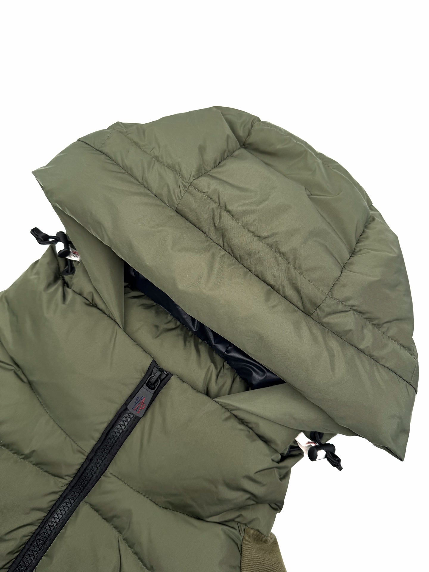 2026 New GS Logo Woven Patchwork Down Jacket (25378-D10)