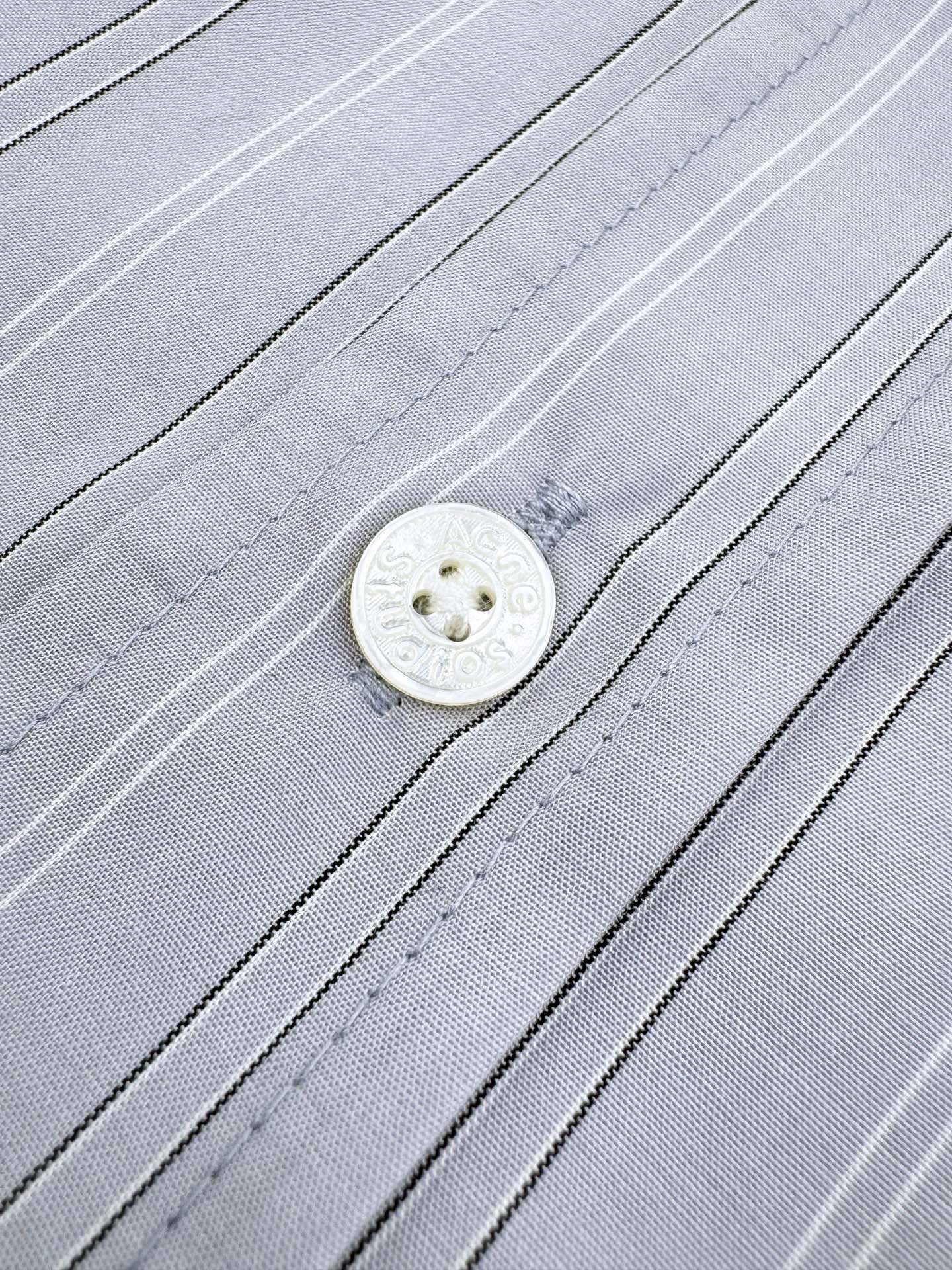 2026 New GS Label Striped Button-Down Shirt (CC949-B40)