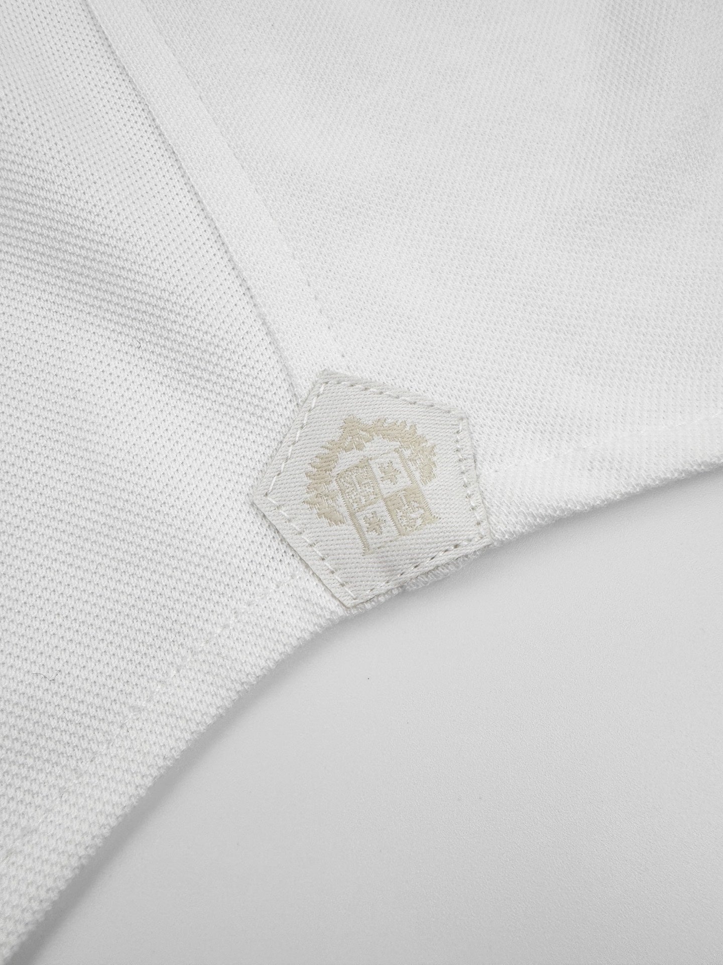 2026 New GS Embroidered Logo Shirt (BB794-B25)