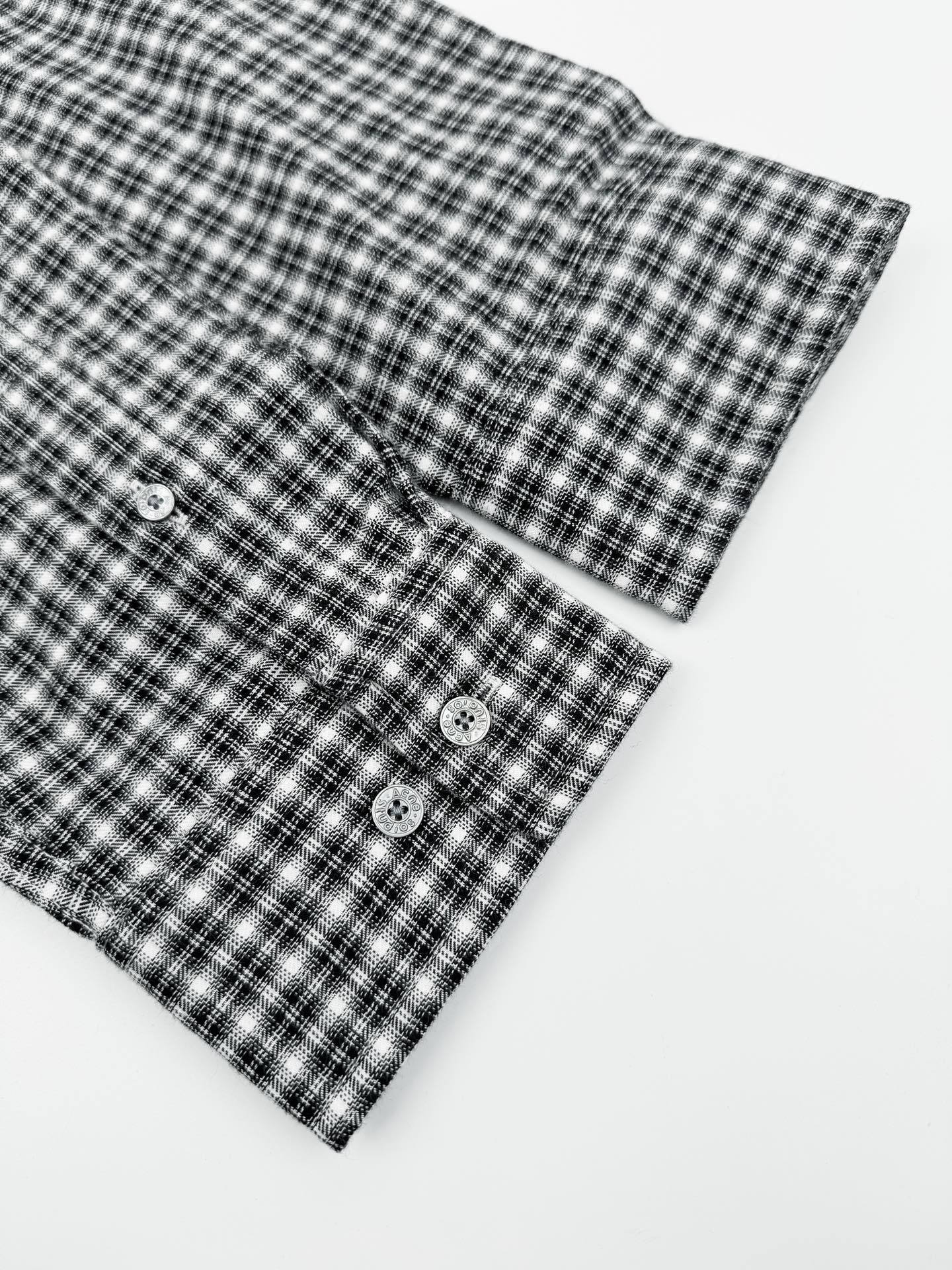 2026 New GS Logo Tartan Button-Down Shirt (CC941-B50)